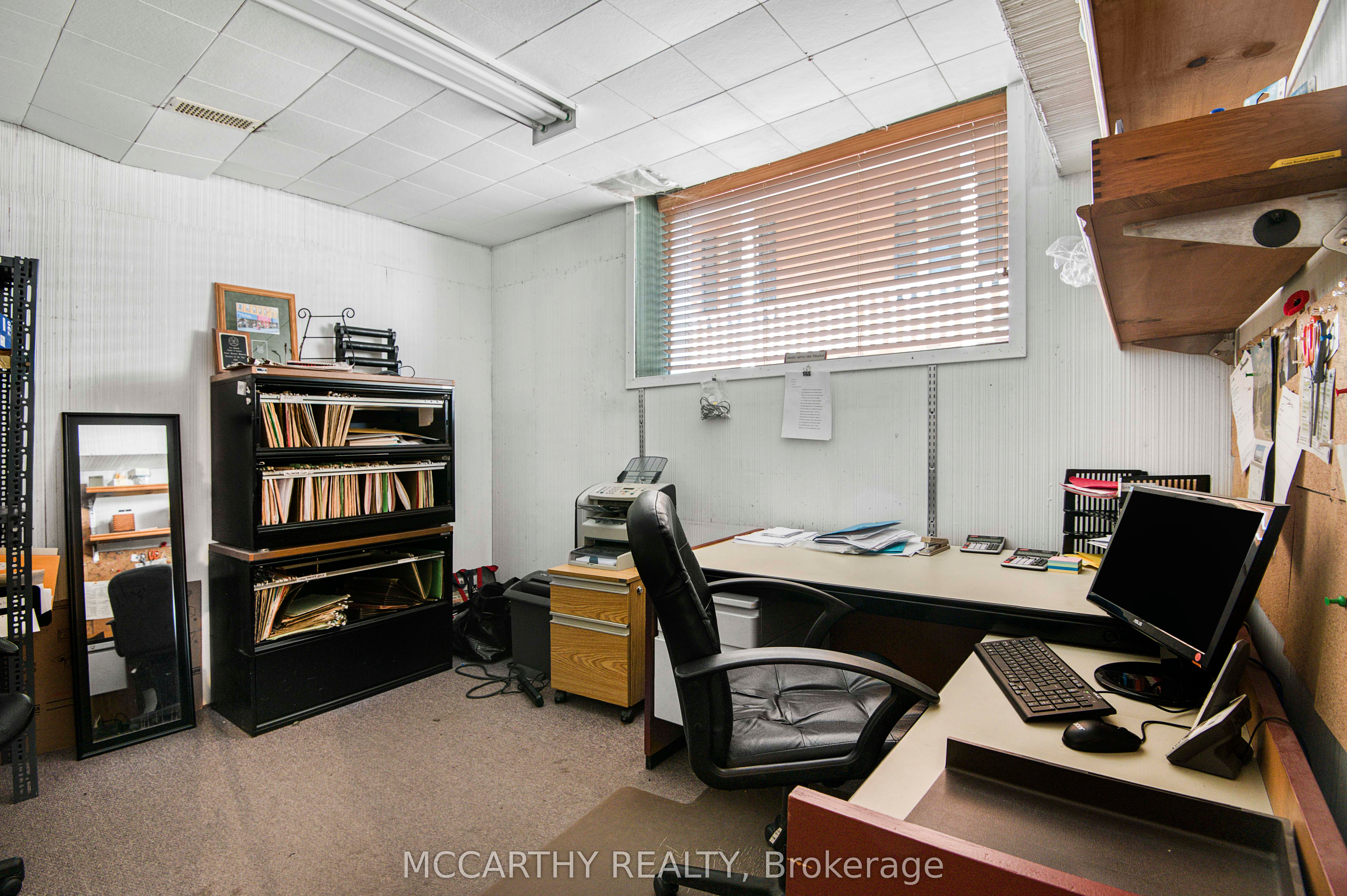 21 Toronto Street S Property Photo 19