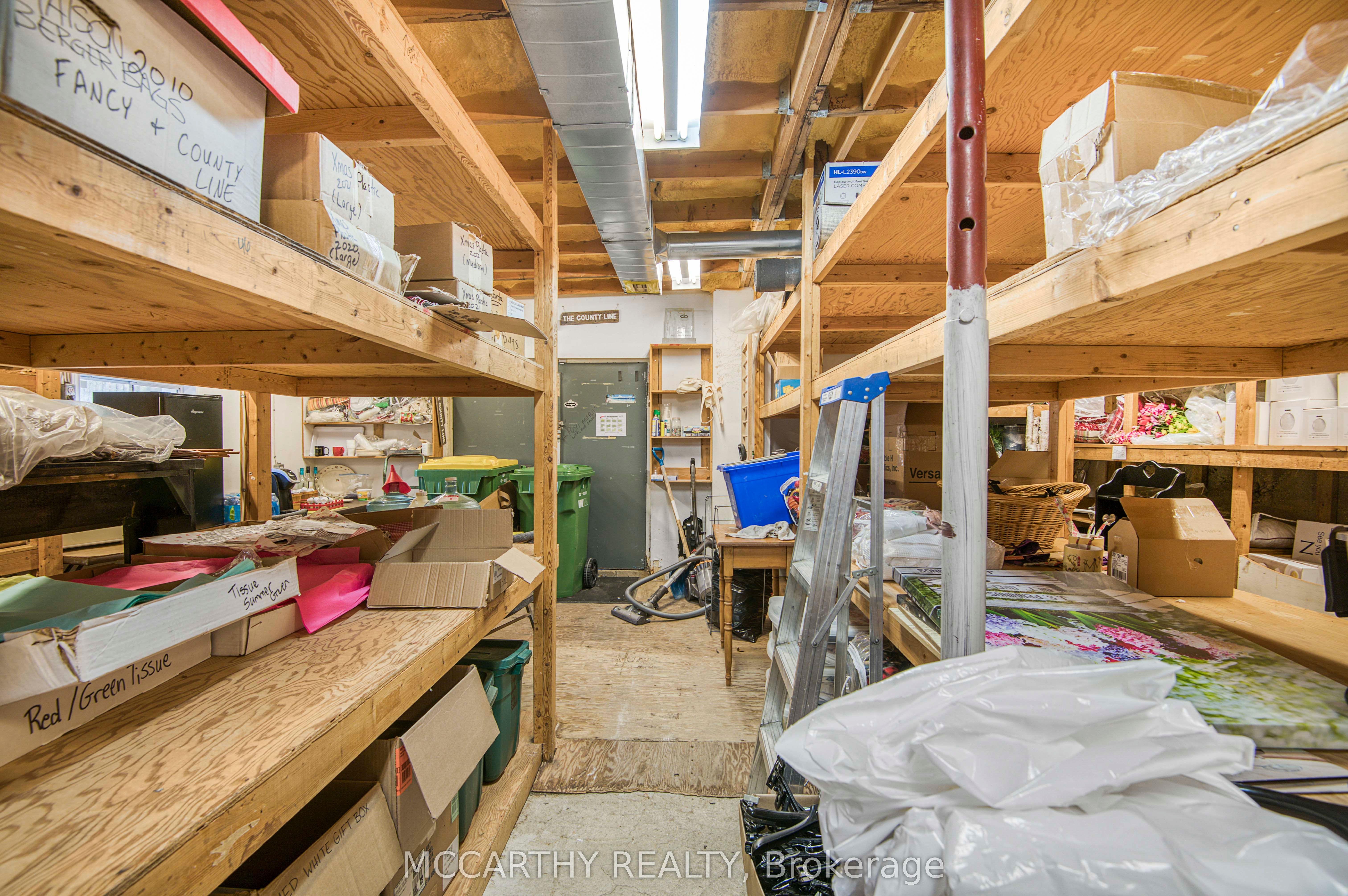 21 Toronto Street S Property Photo 25