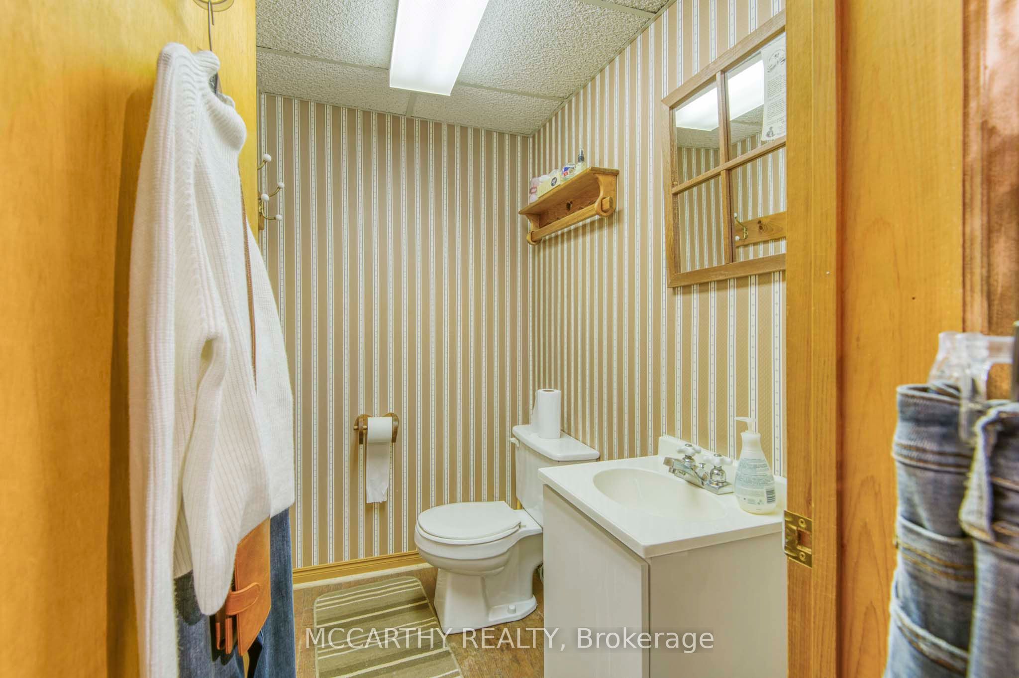 21 Toronto Street S Property Photo 27