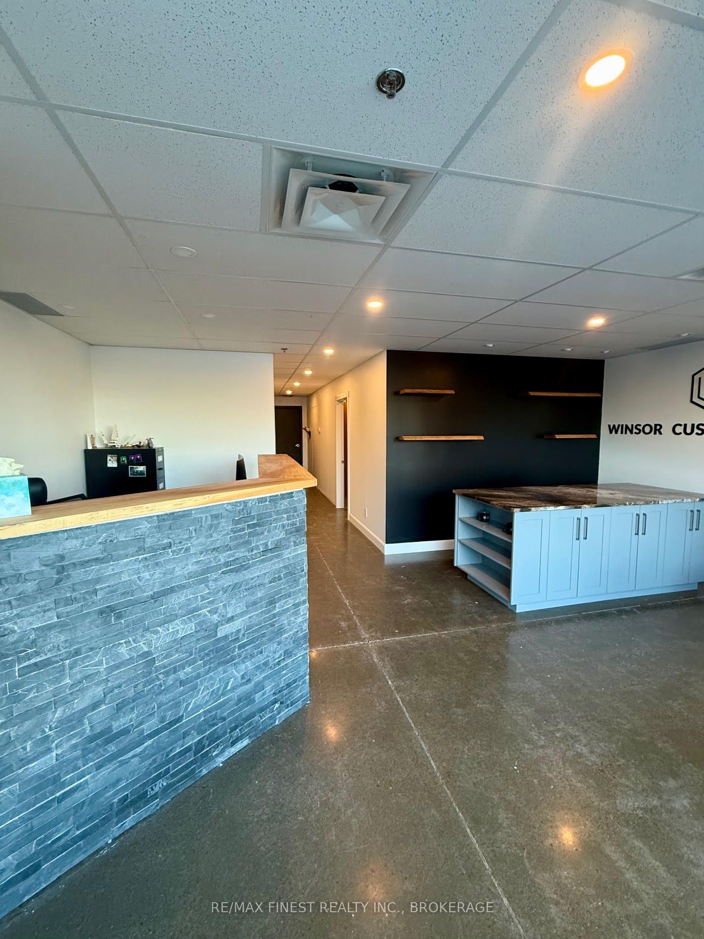 496 Discovery Avenue 7 Property Photo 4