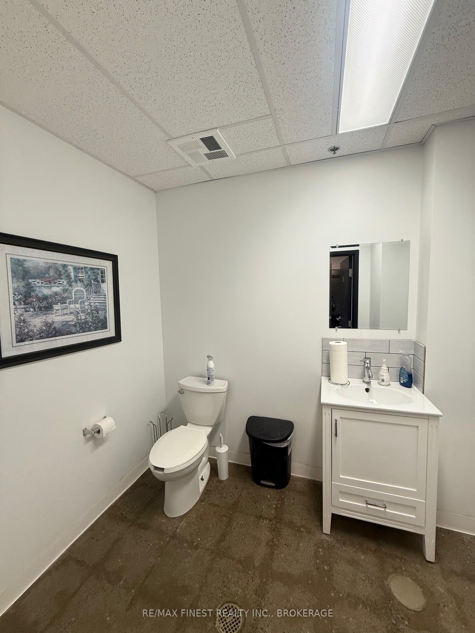 496 Discovery Avenue 7 Property Photo 8