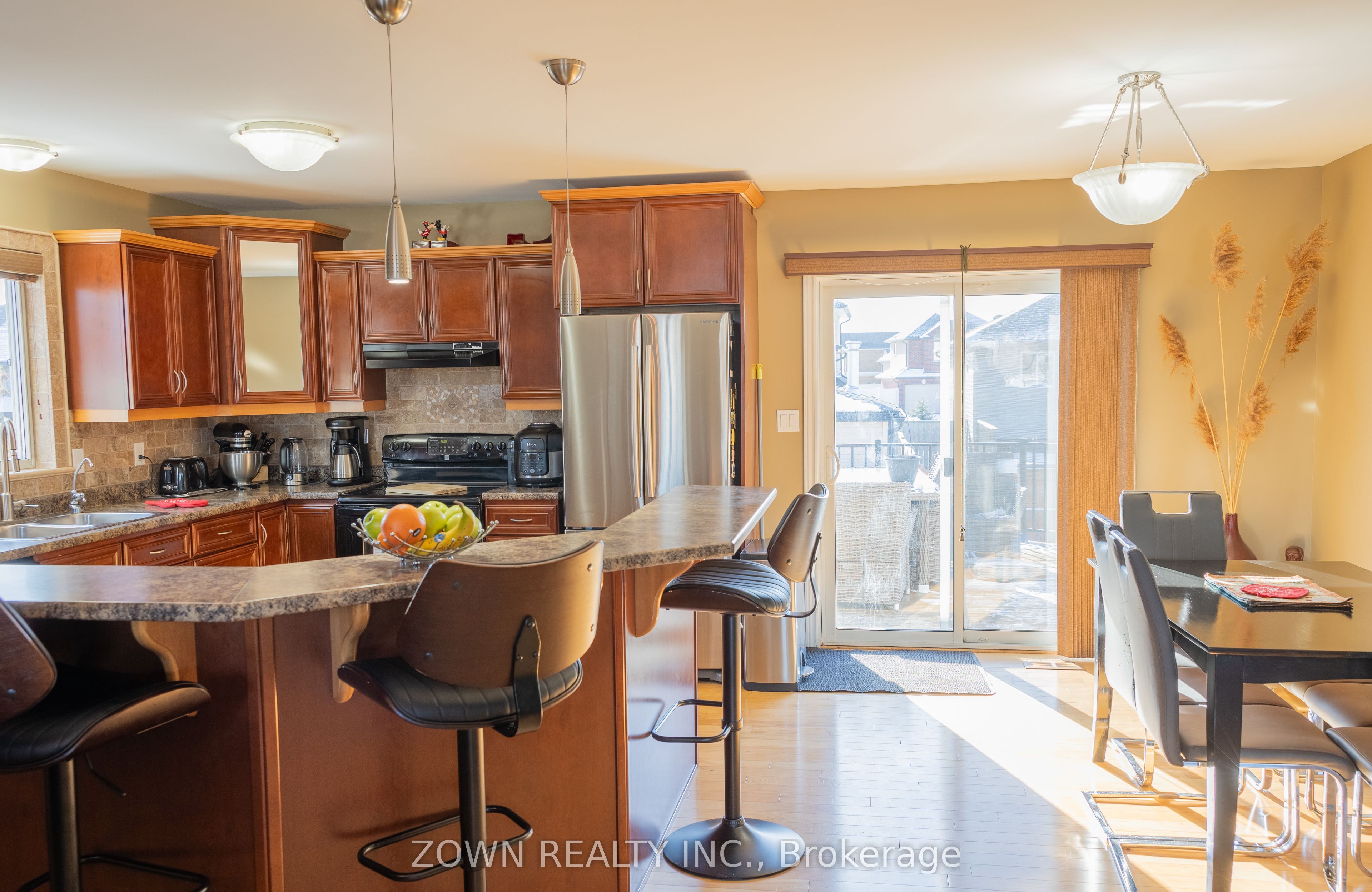 1433 Girard Drive Property Photo 12