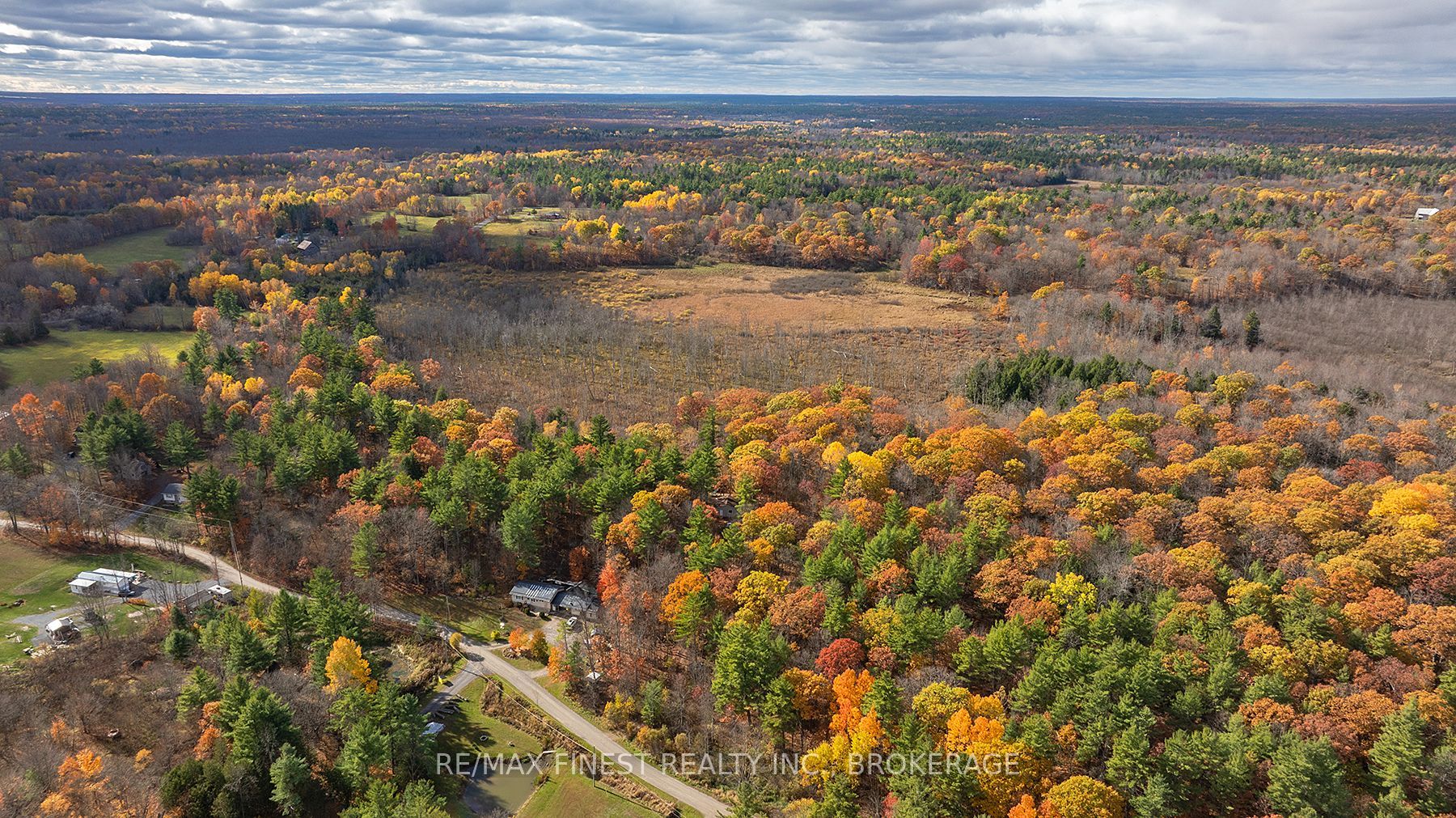 1131a Moon Road Property Photo 5