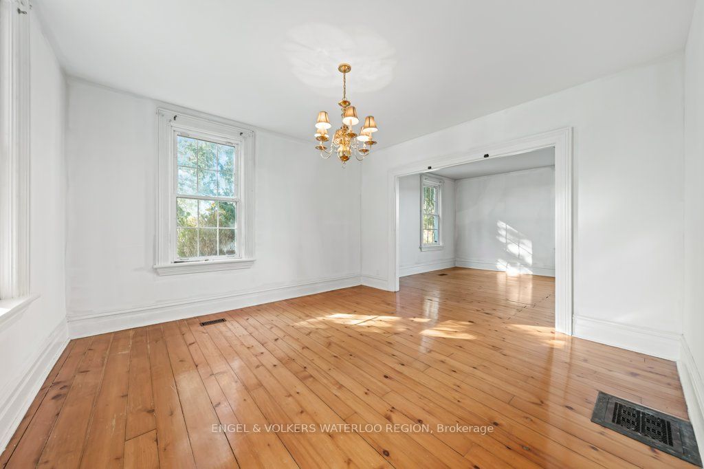 1373 Edworthy Side Road Property Photo 11