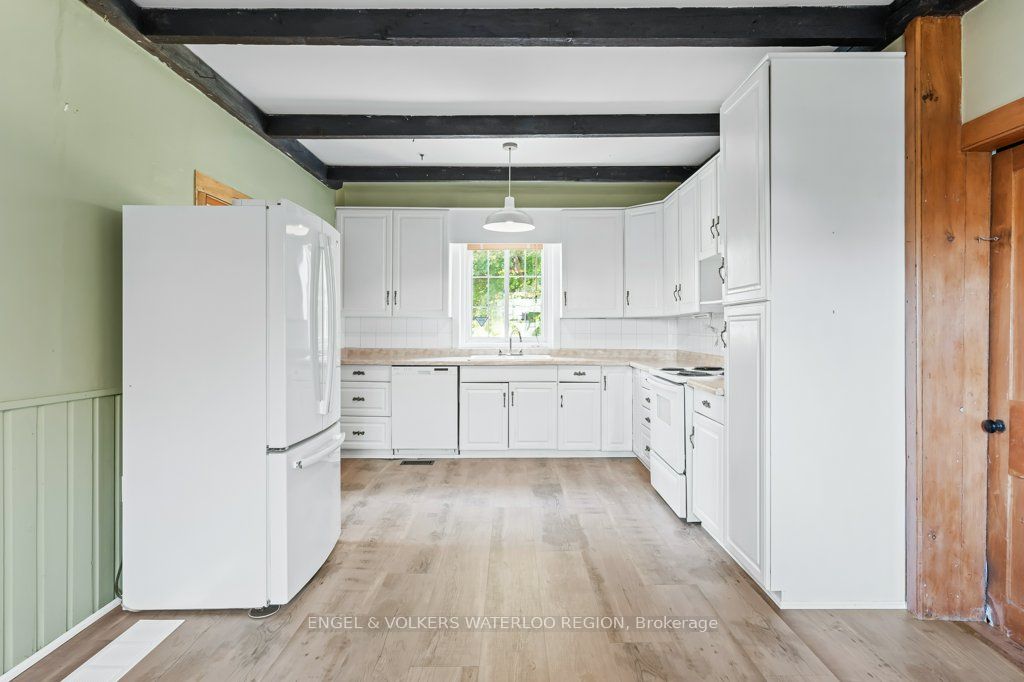 1373 Edworthy Side Road Property Photo 17