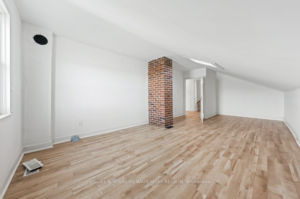 1373 Edworthy Side Road Property Photo 30