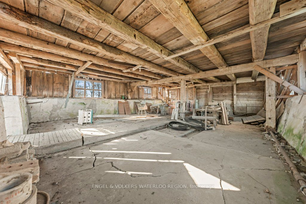 1373 Edworthy Side Road Property Photo 39