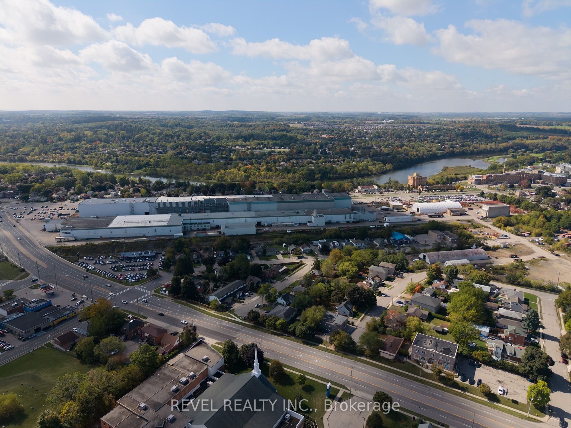 24 Avenue Road Property Photo 36