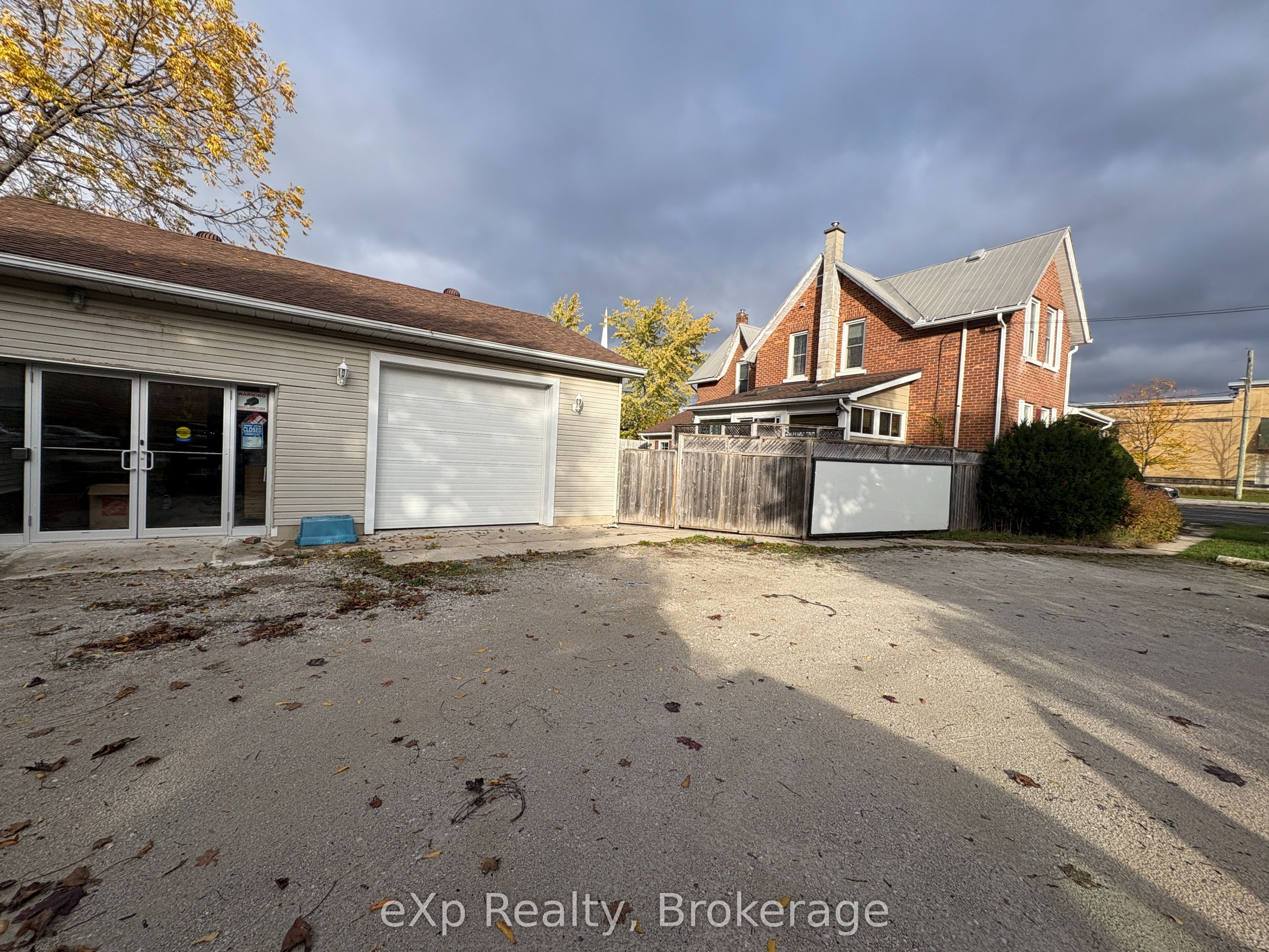 1602 9th Avenue E Property Photo 4