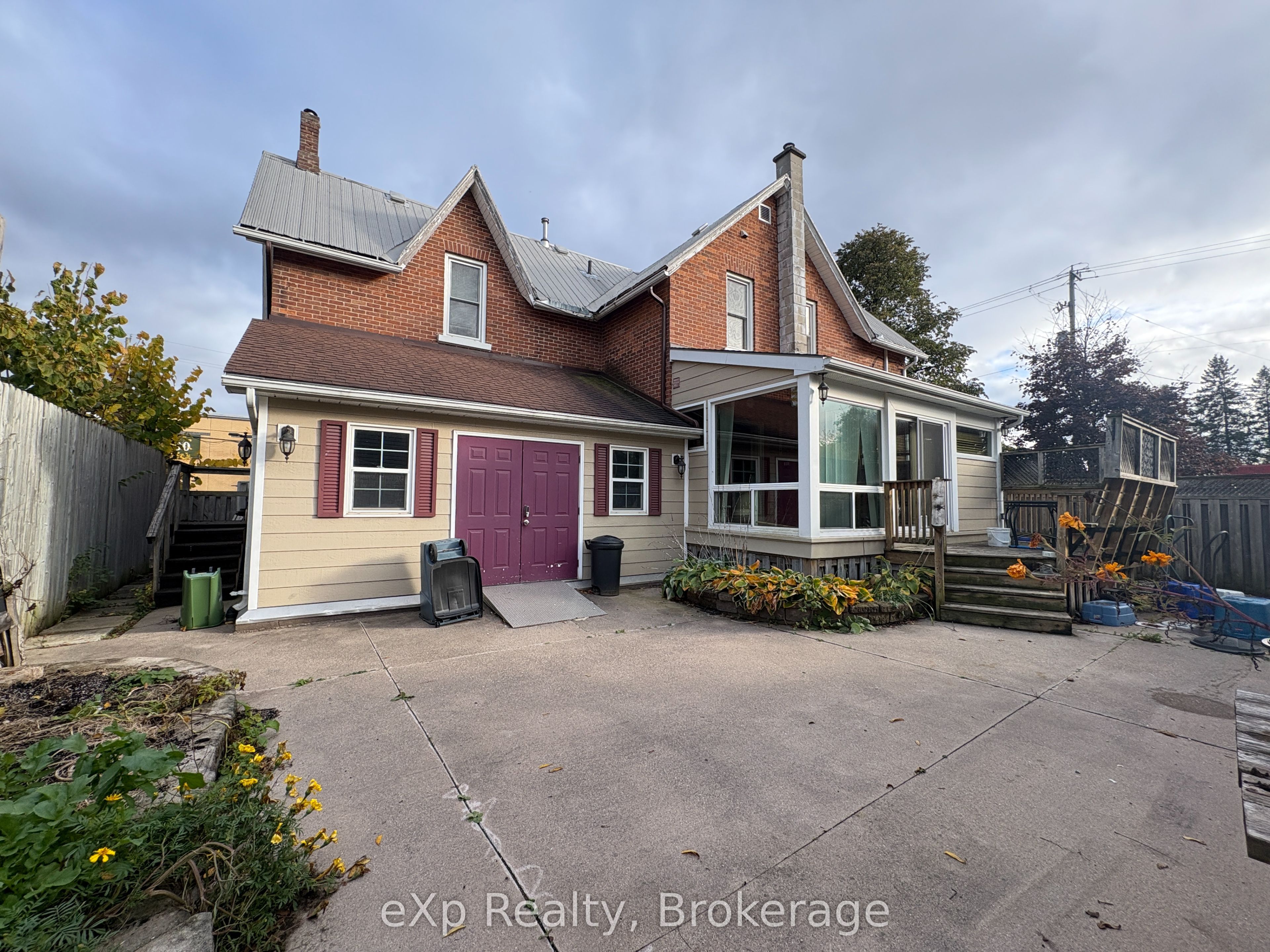 1602 9th Avenue E Property Photo 6