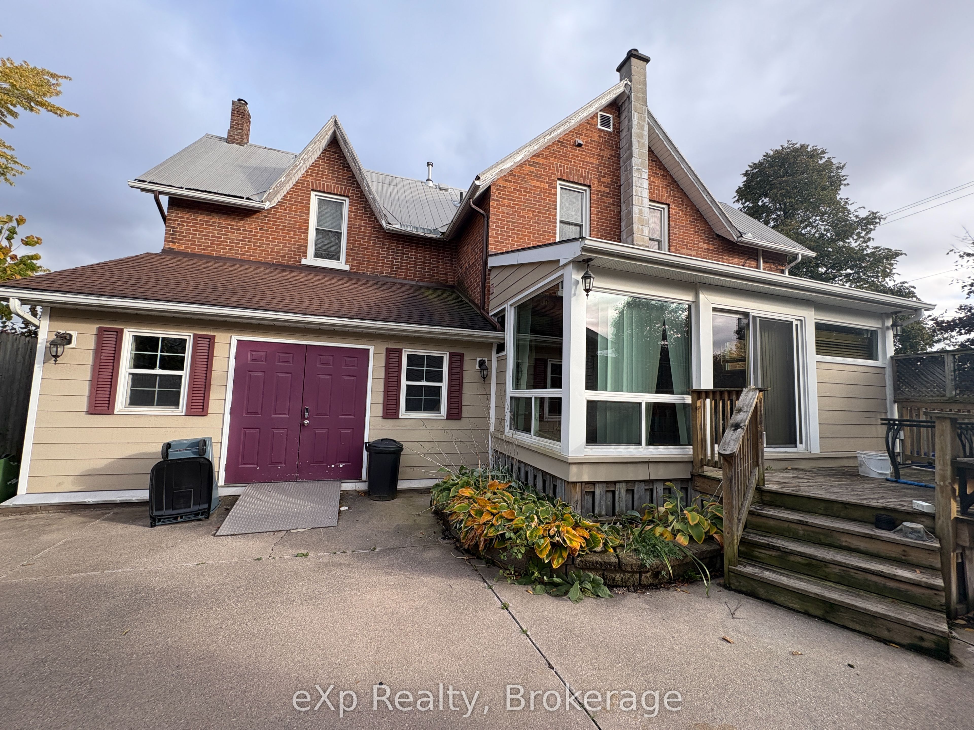 1602 9th Avenue E Property Photo 7