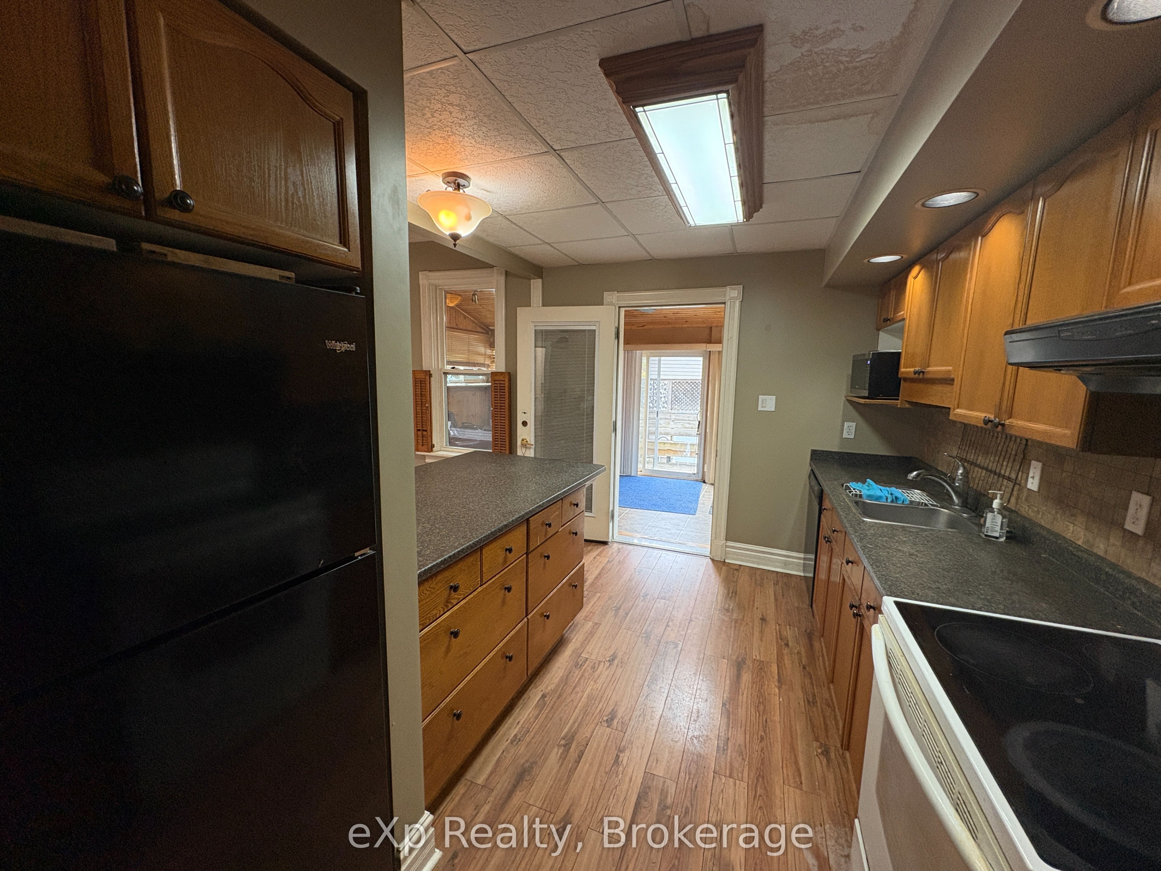 1602 9th Ave E Property Photo 32