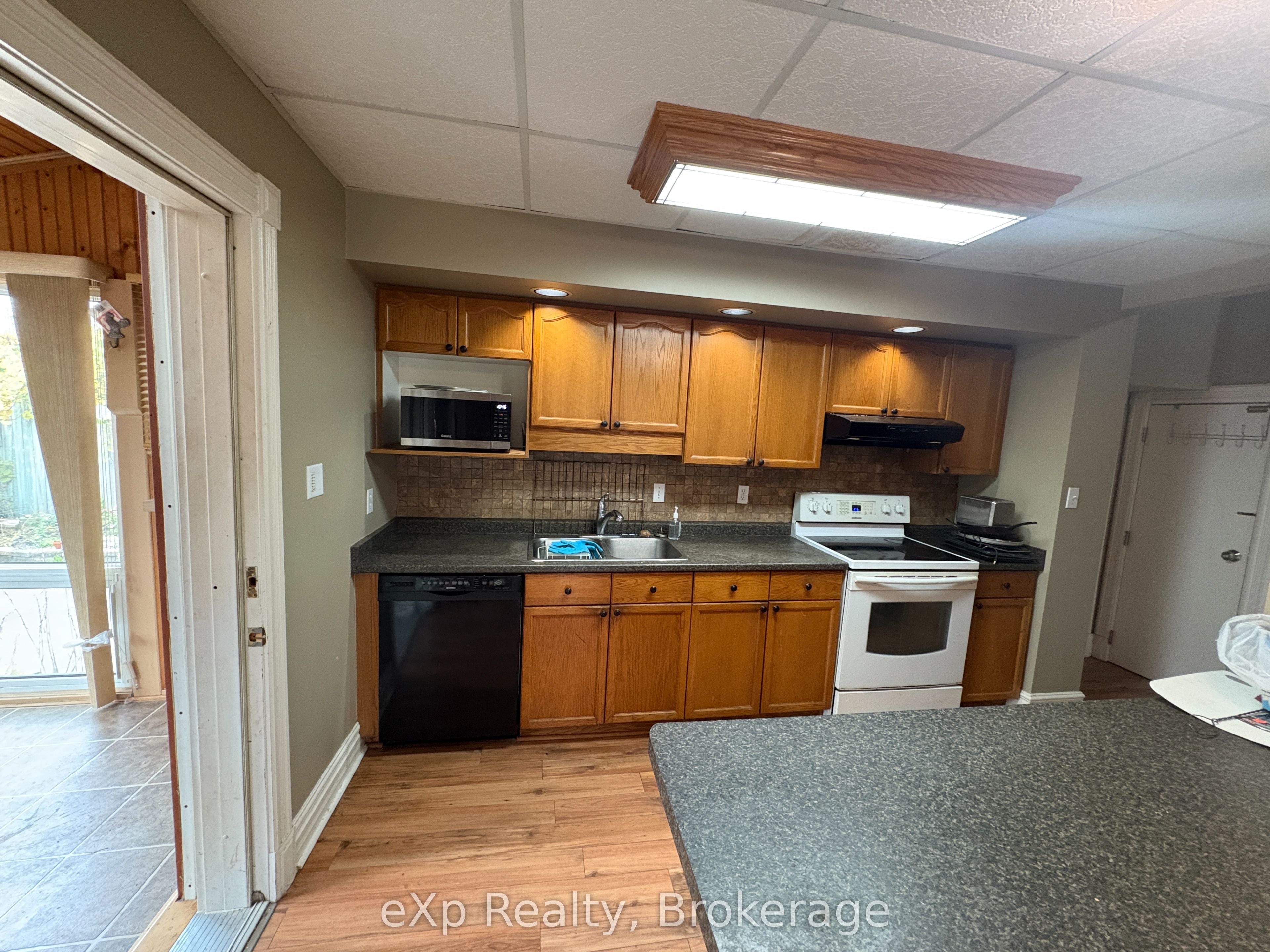 1602 9th Avenue E Property Photo 33