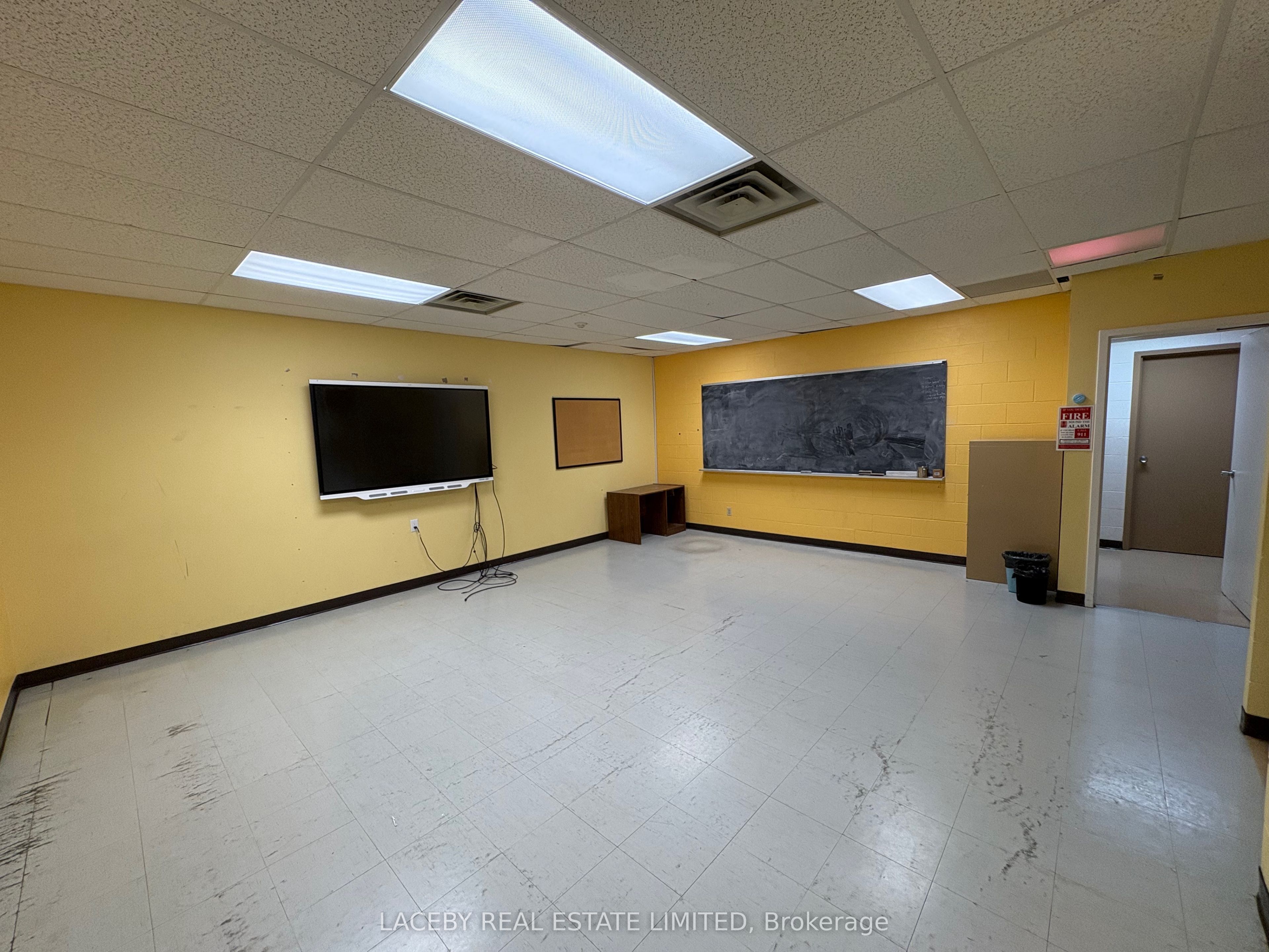 28 Rebecca Street 2 & 3 Property Photo 6