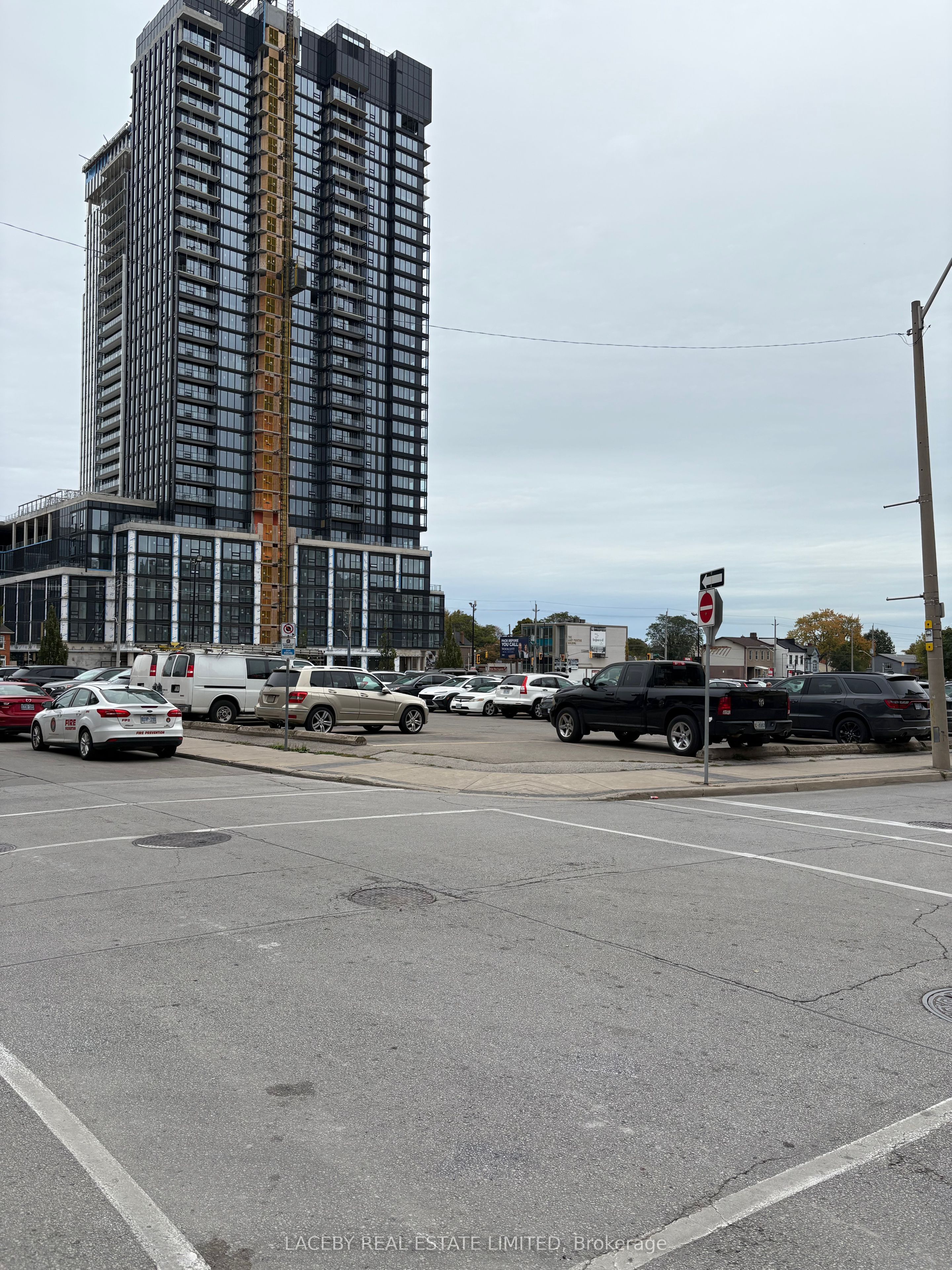 28 Rebecca St Property Photo 5