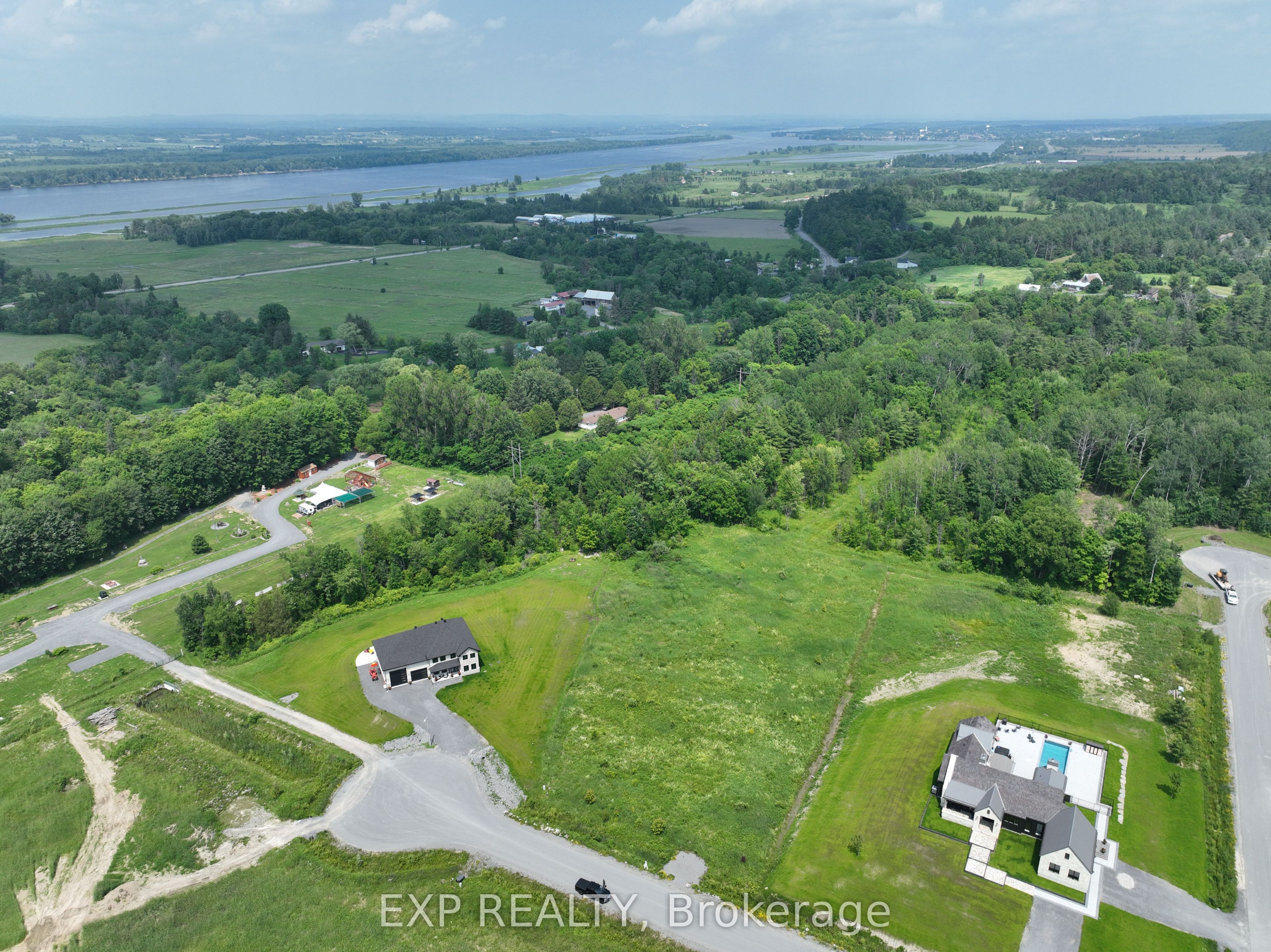 26 Nirmala Dr Property Photo 5