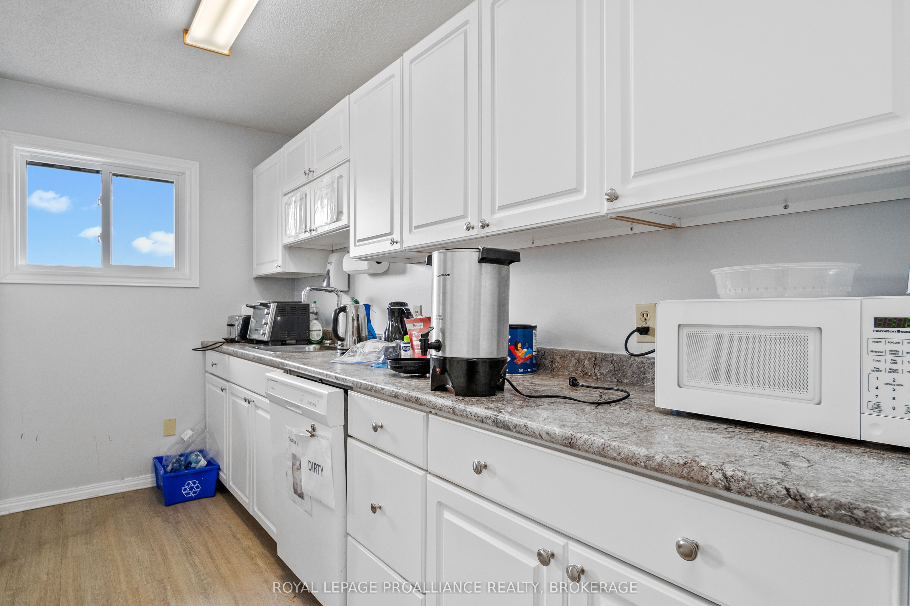 140 Hickson Ave Property Photo 14