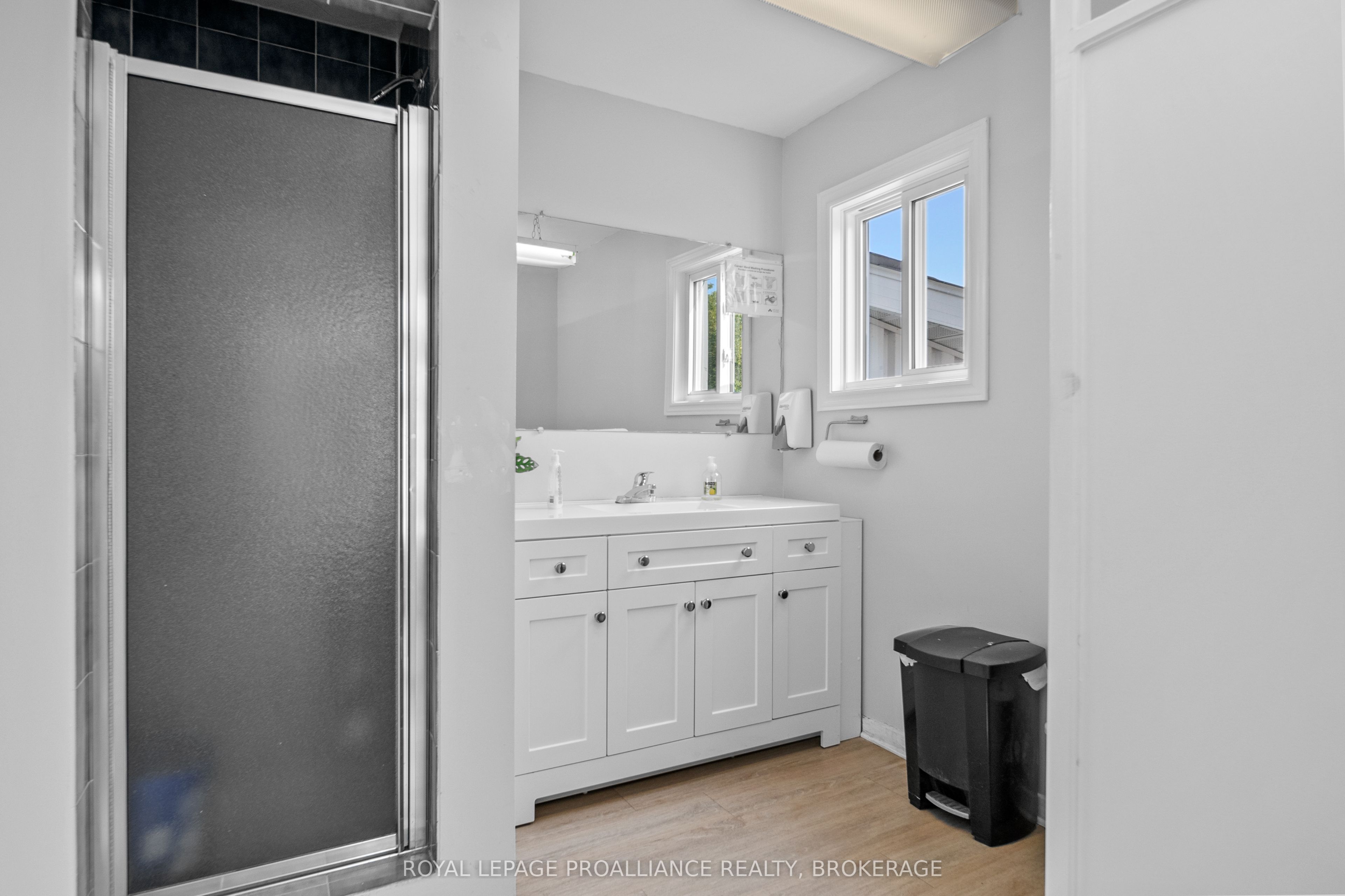 140 Hickson Ave Property Photo 16