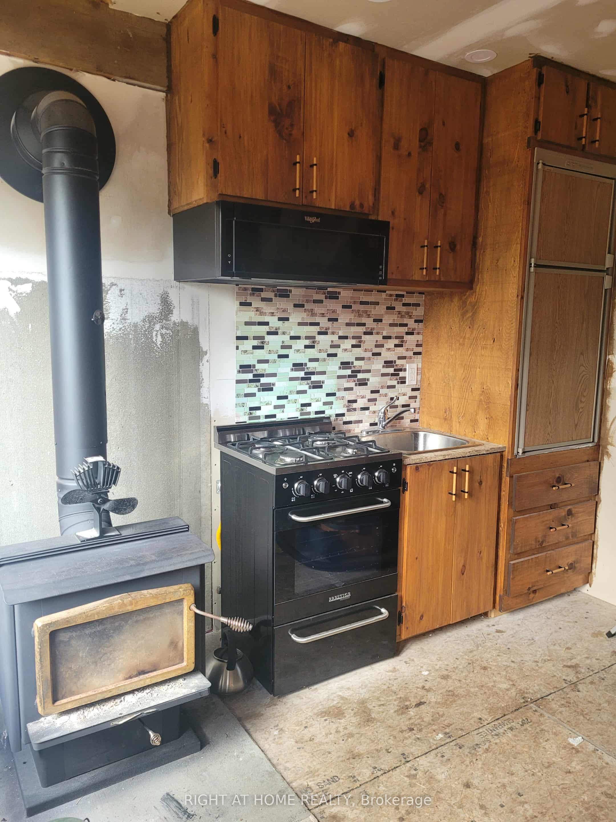 94 Dr. Mclay Drive Property Photo 11