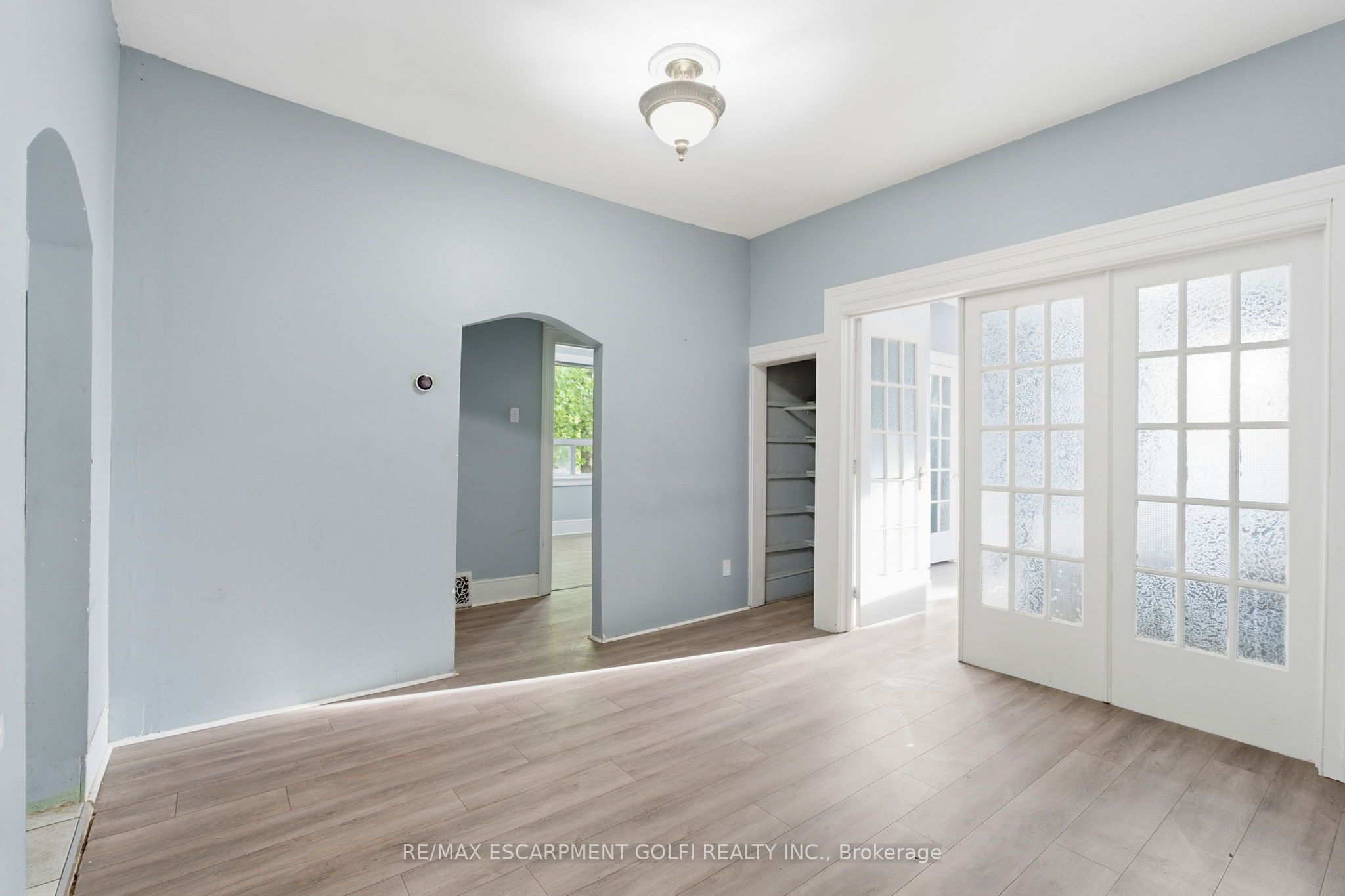 117 Ray Street N Property Photo 7