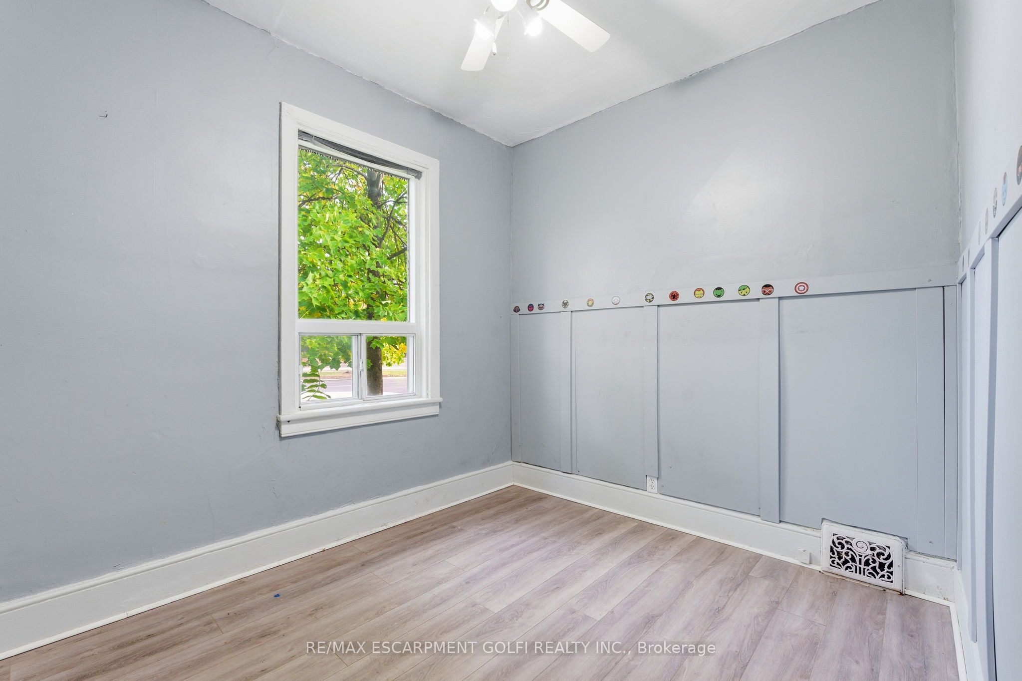 117 Ray Street N Property Photo 13