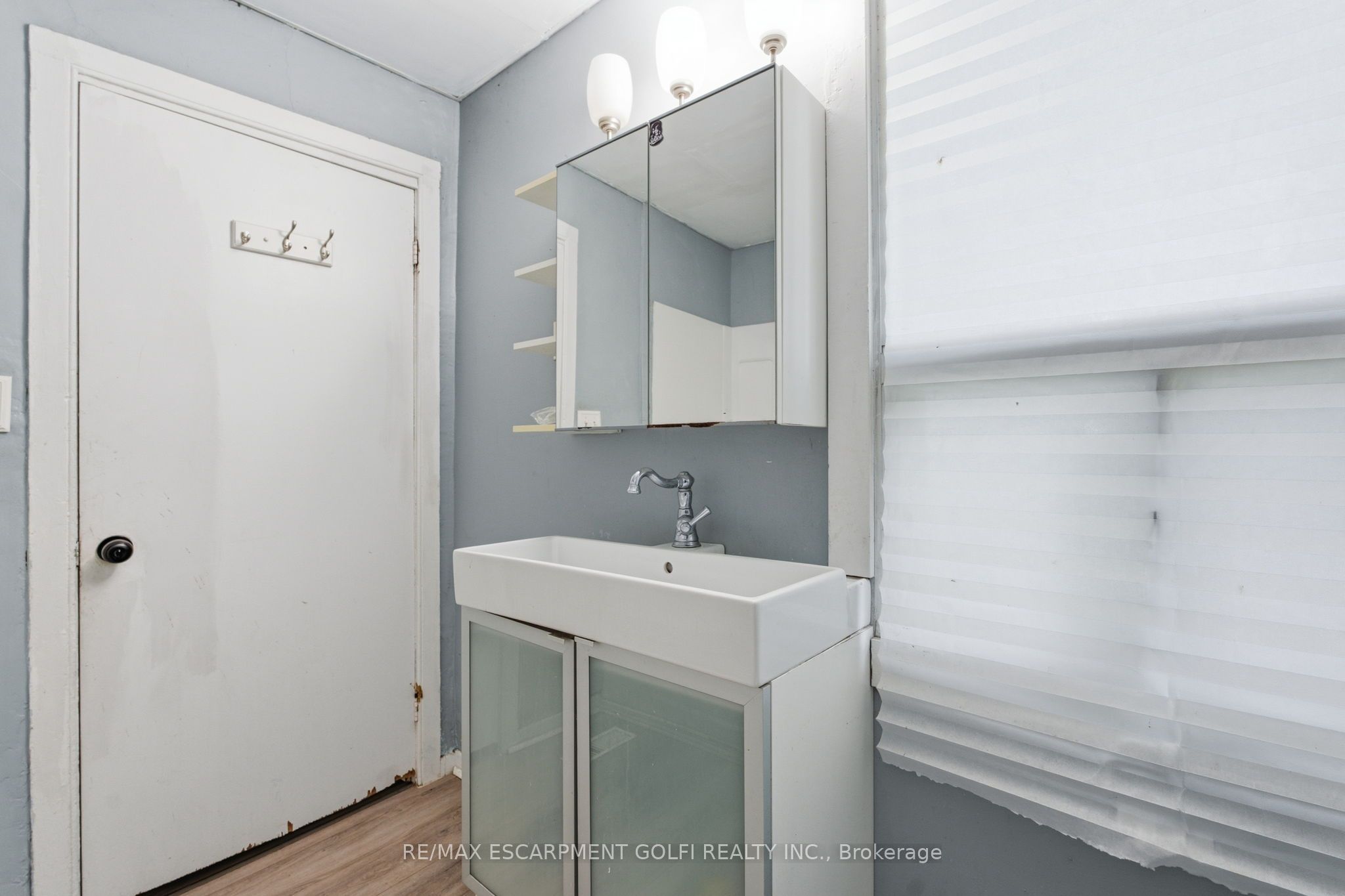 117 Ray Street N Property Photo 16