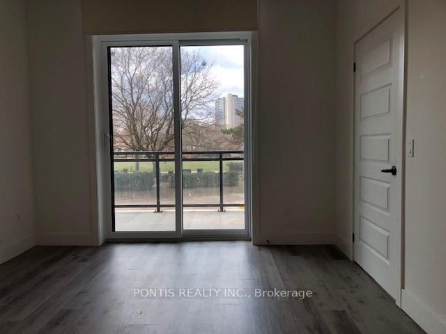 103 Roger Street 104 Property Photo 5