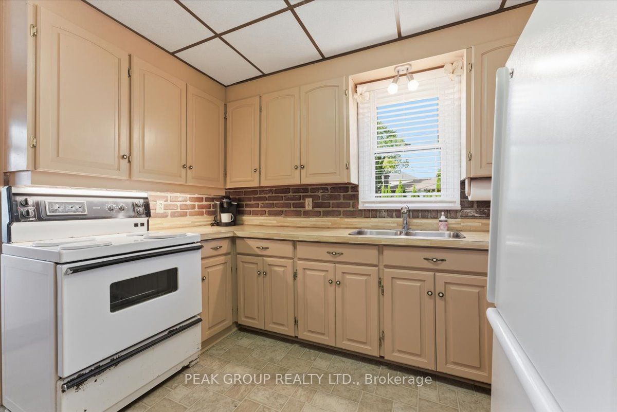 6105 Dixon Street Property Photo 16