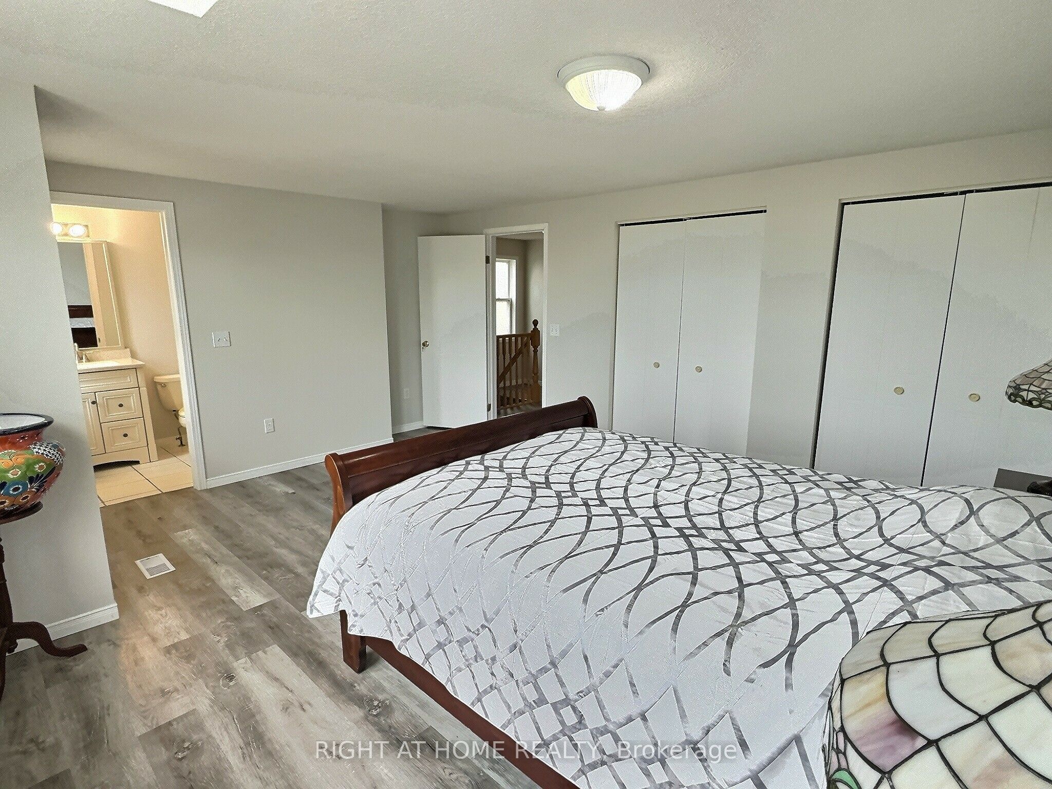 385 Havendale Crescent Property Photo 11