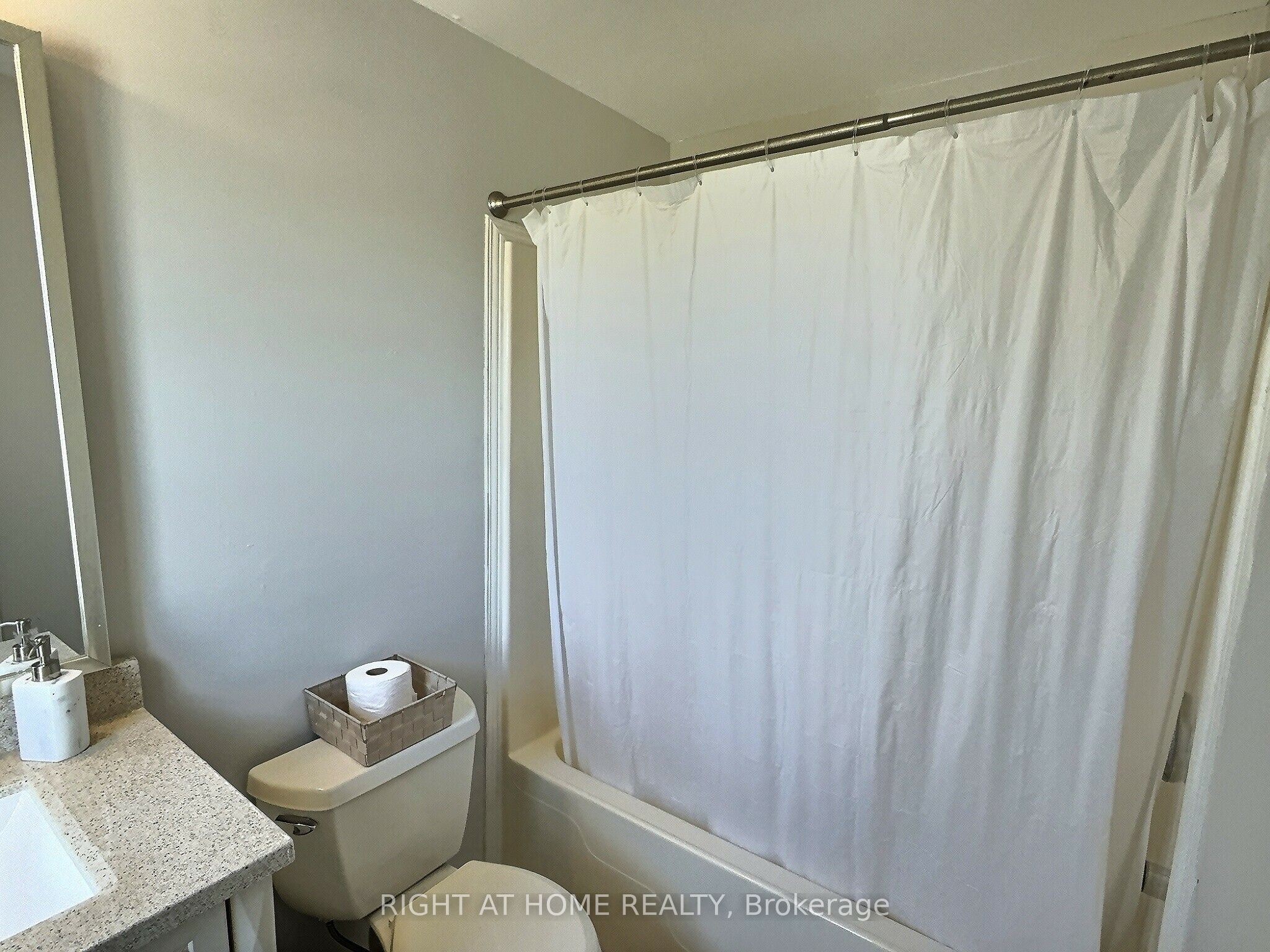 385 Havendale Crescent Property Photo 12