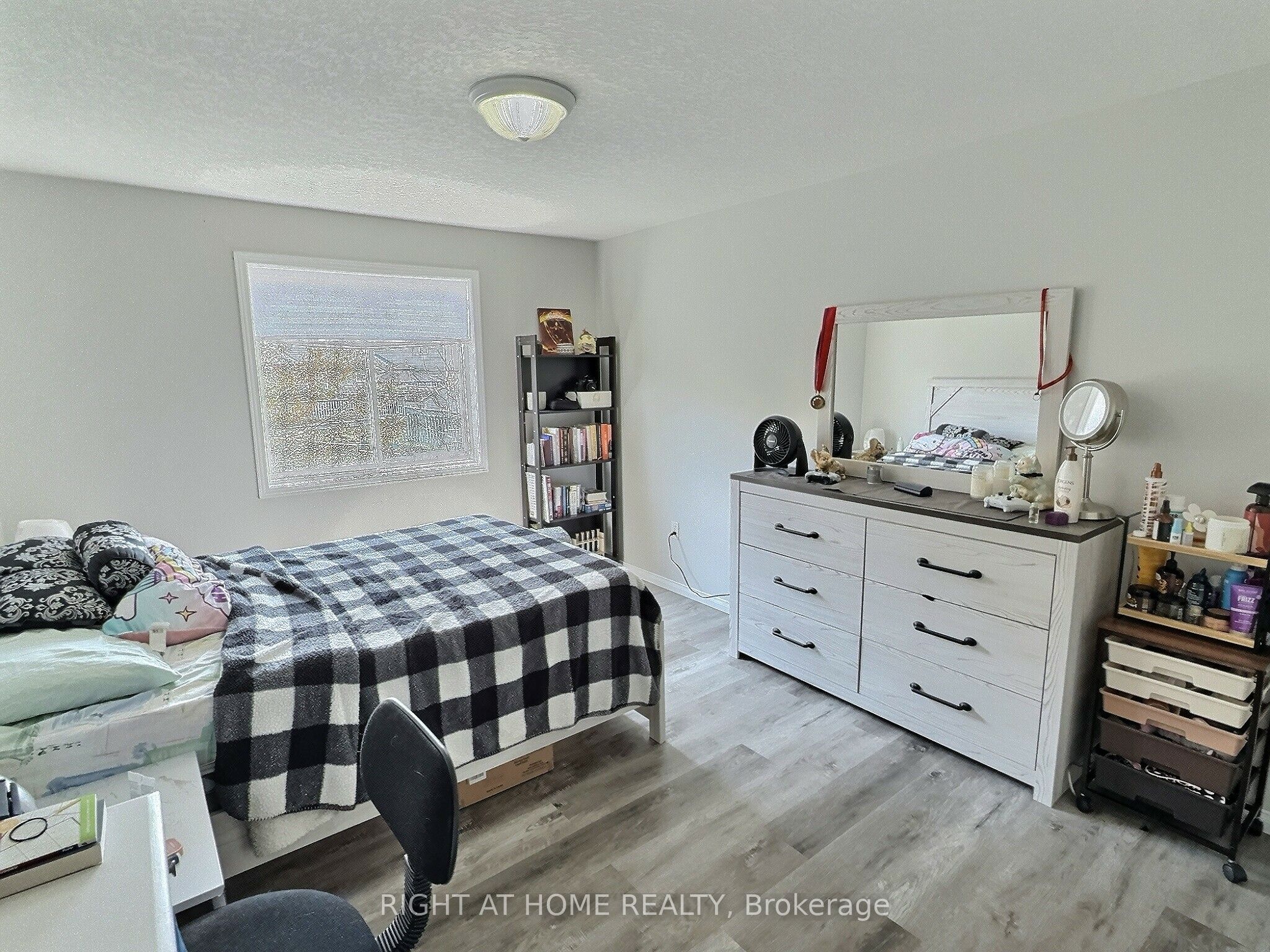 385 Havendale Crescent Property Photo 13