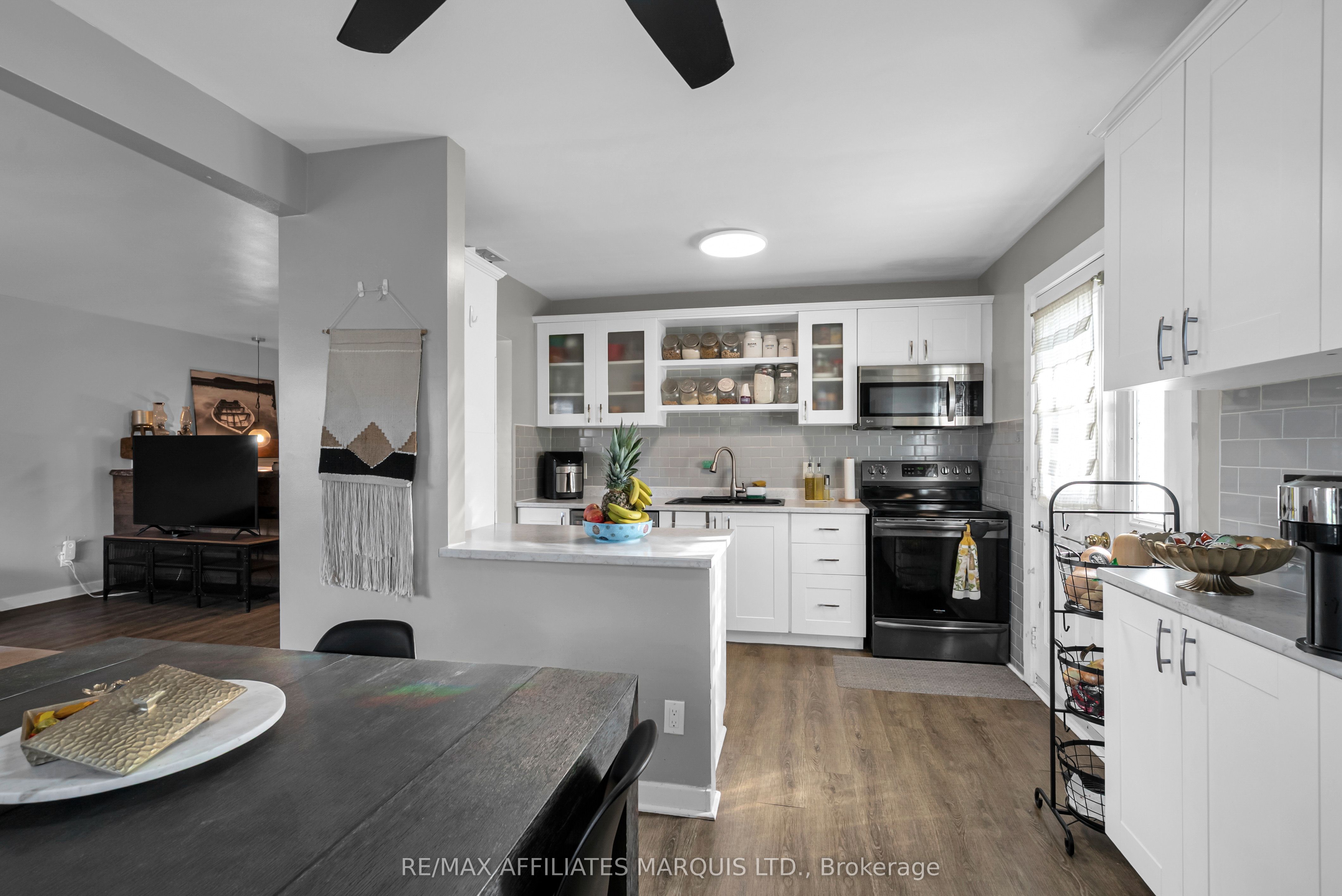 403 Susan Avenue Property Photo 3