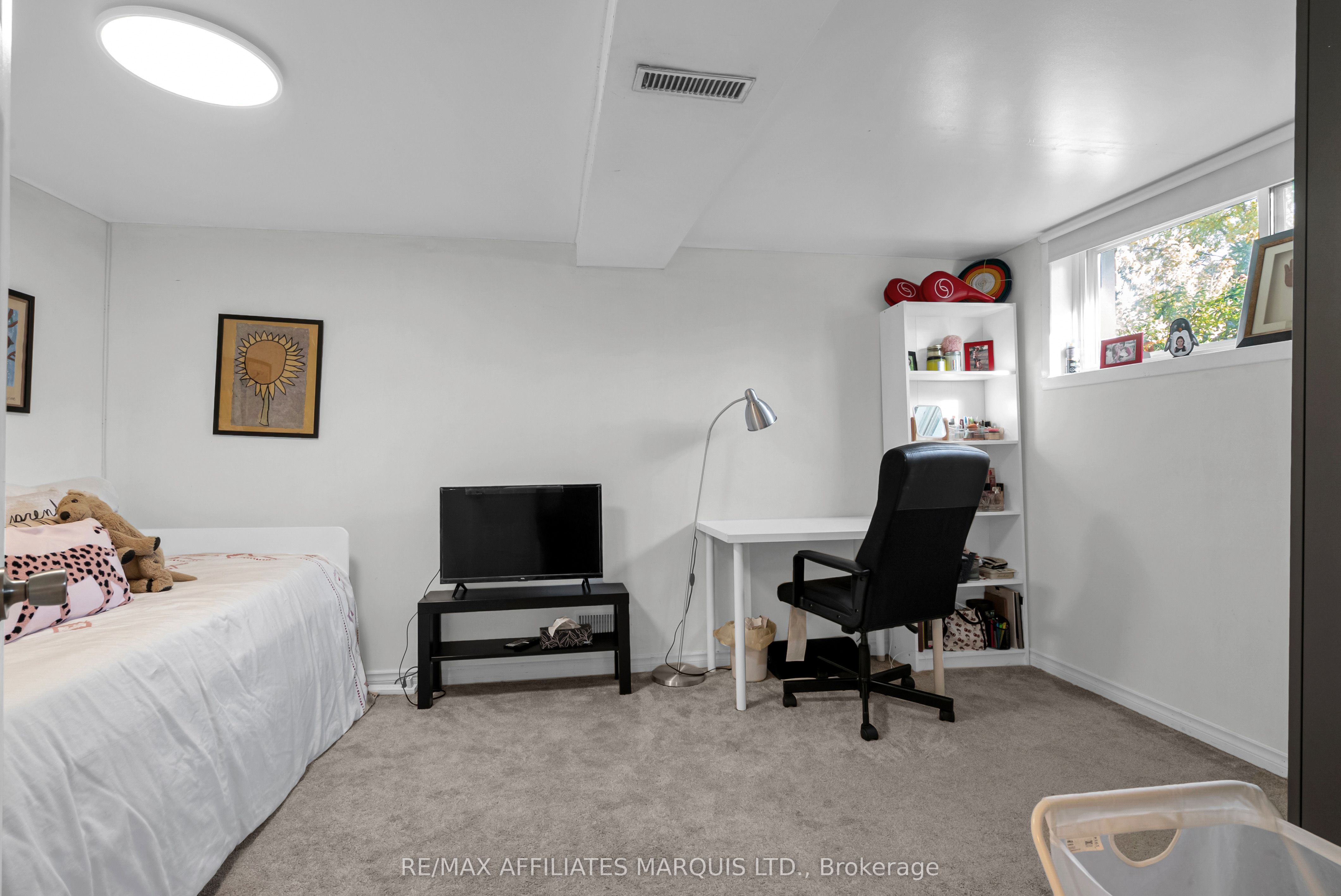 403 Susan Avenue Property Photo 25