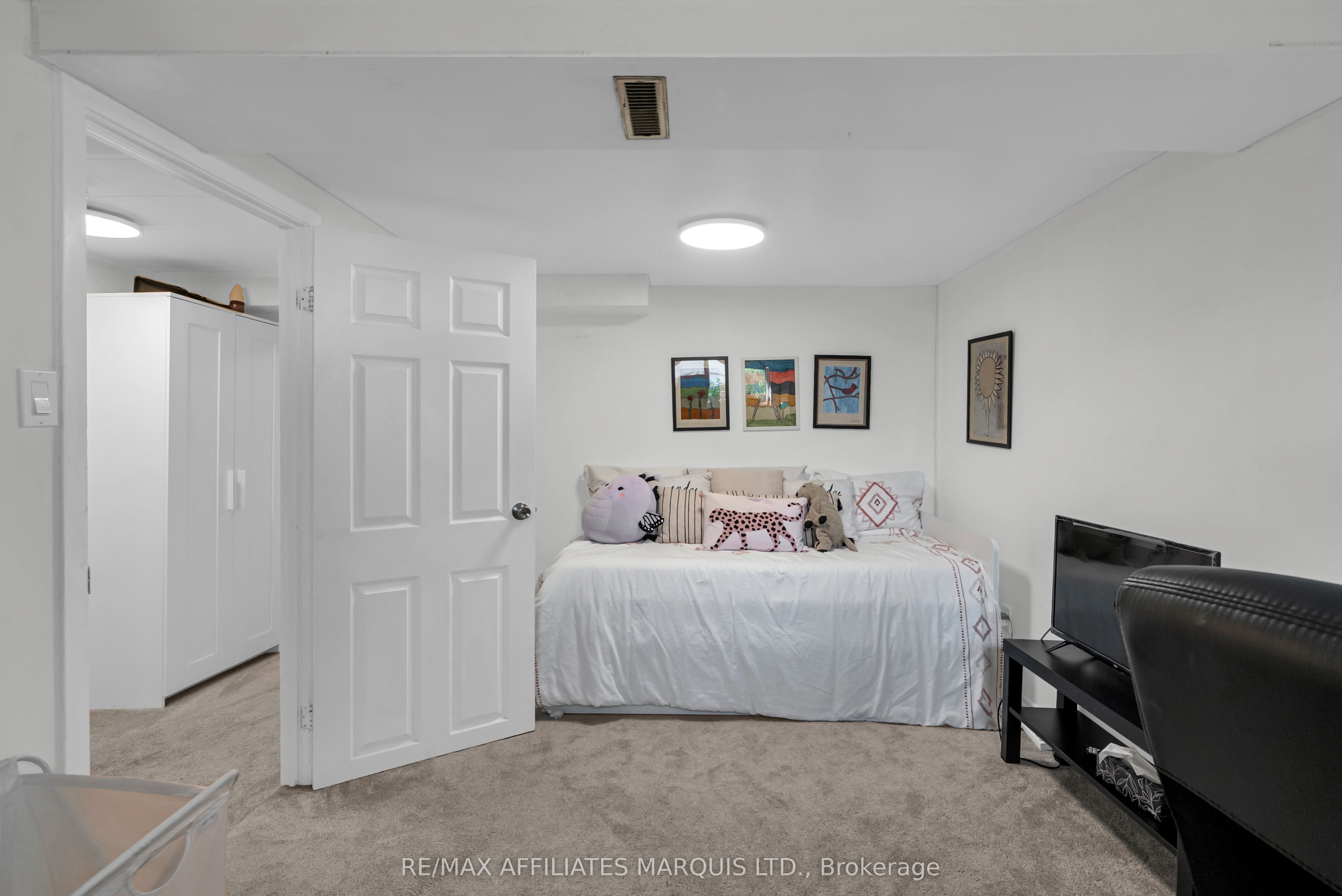 403 Susan Avenue Property Photo 26