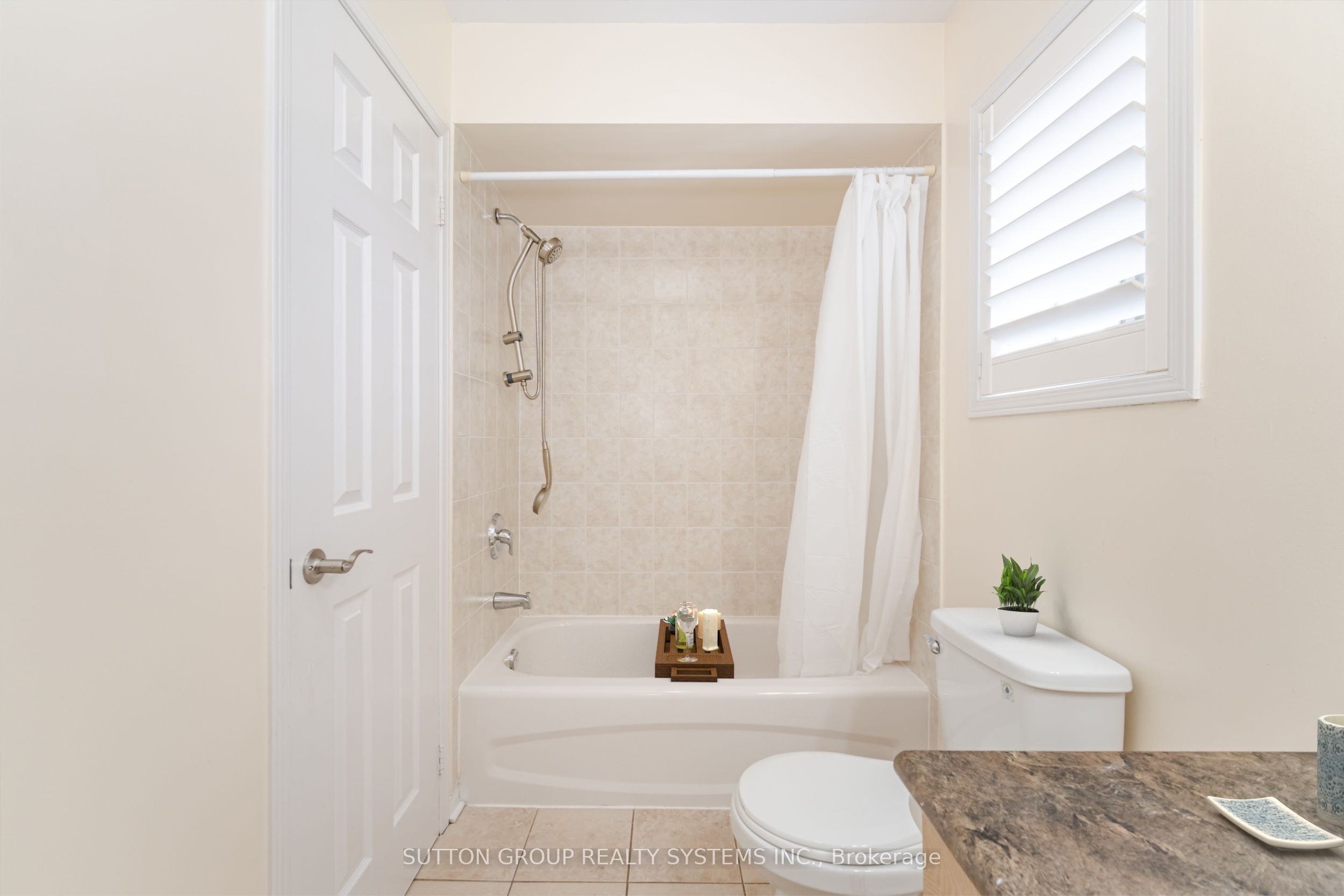 148 Osborn Avenue Upper Property Photo 16