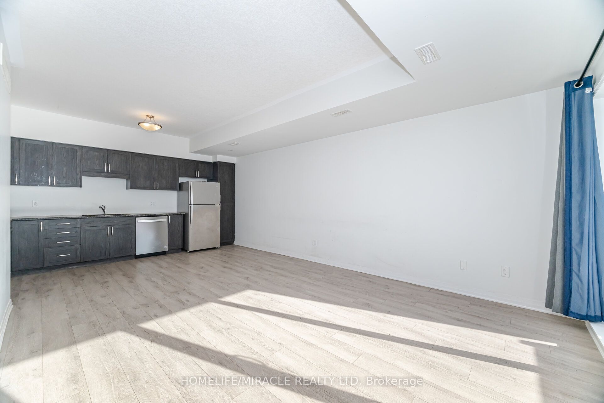 15 Visionary Avenue Property Photo 13