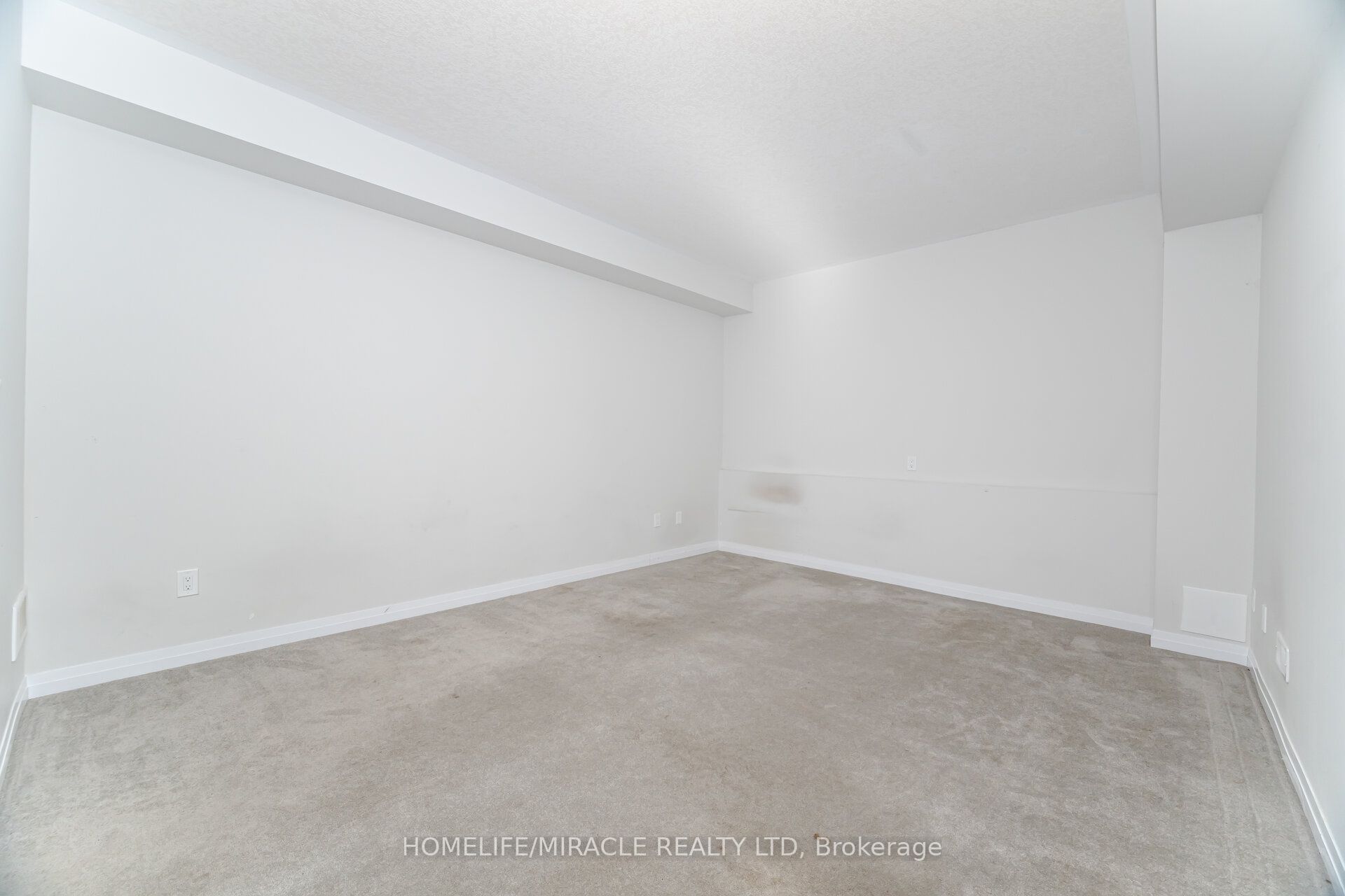 15 Visionary Avenue Property Photo 36