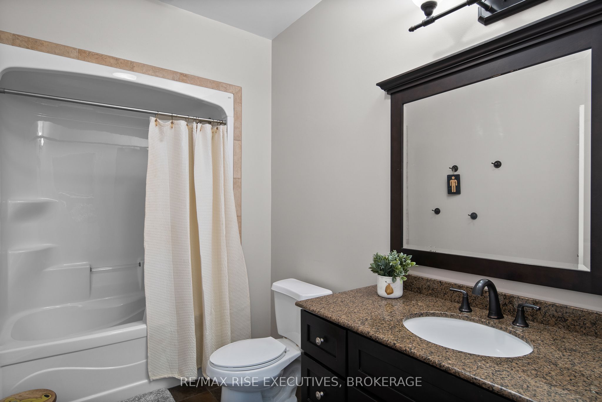 119 Fawn Brook Drive Property Photo 25