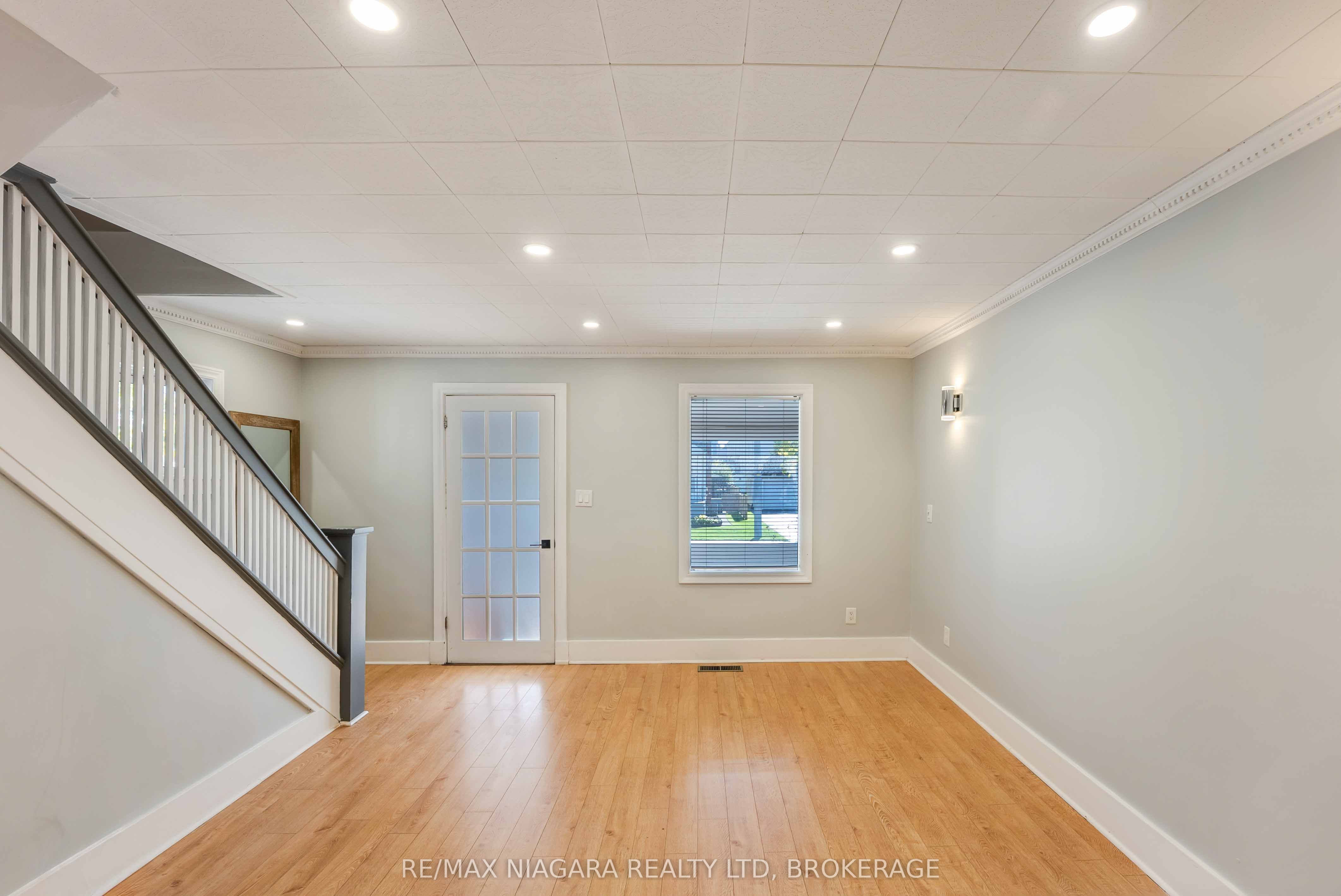 5231 Kitchener Street Property Photo 7