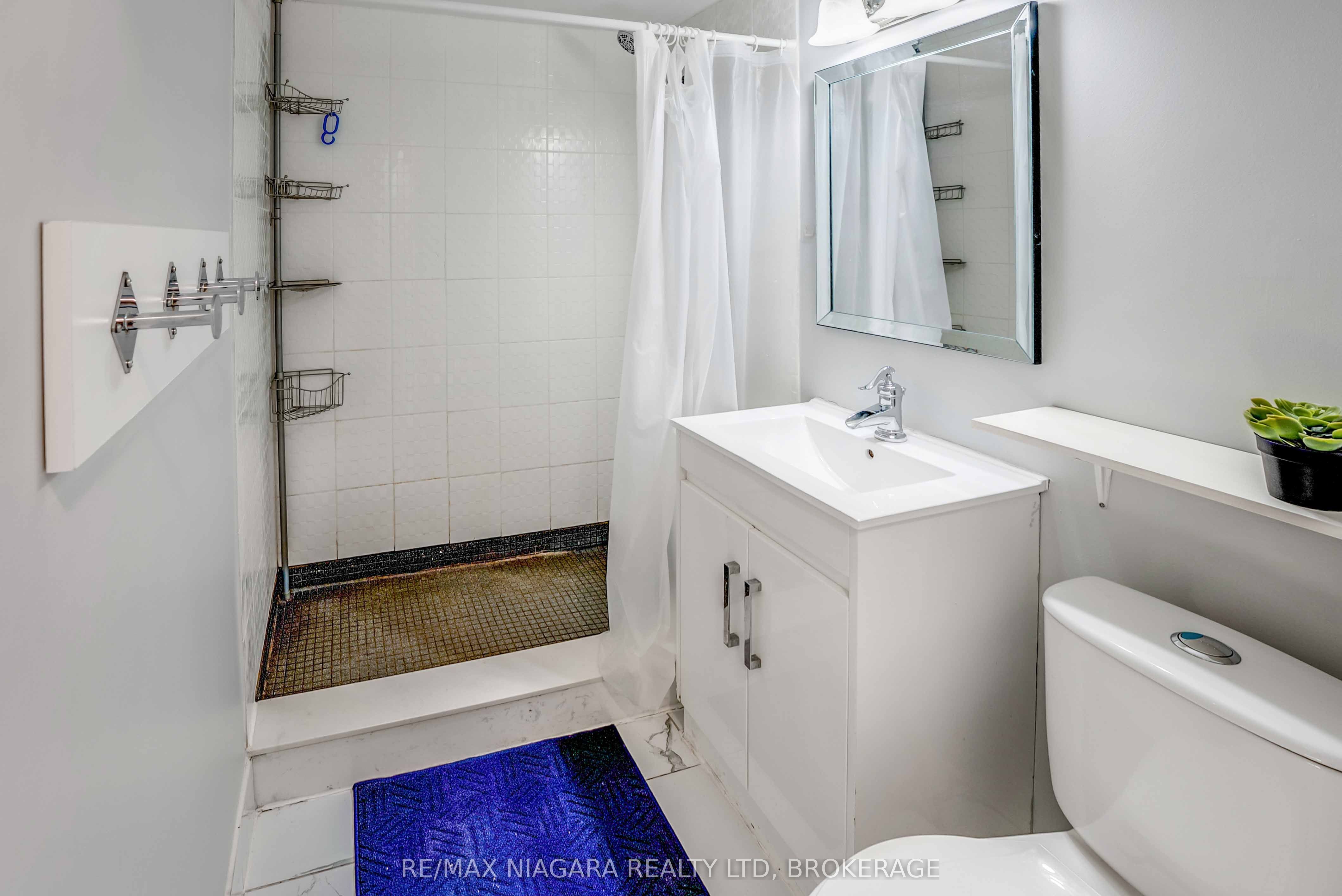 5231 Kitchener Street Property Photo 21