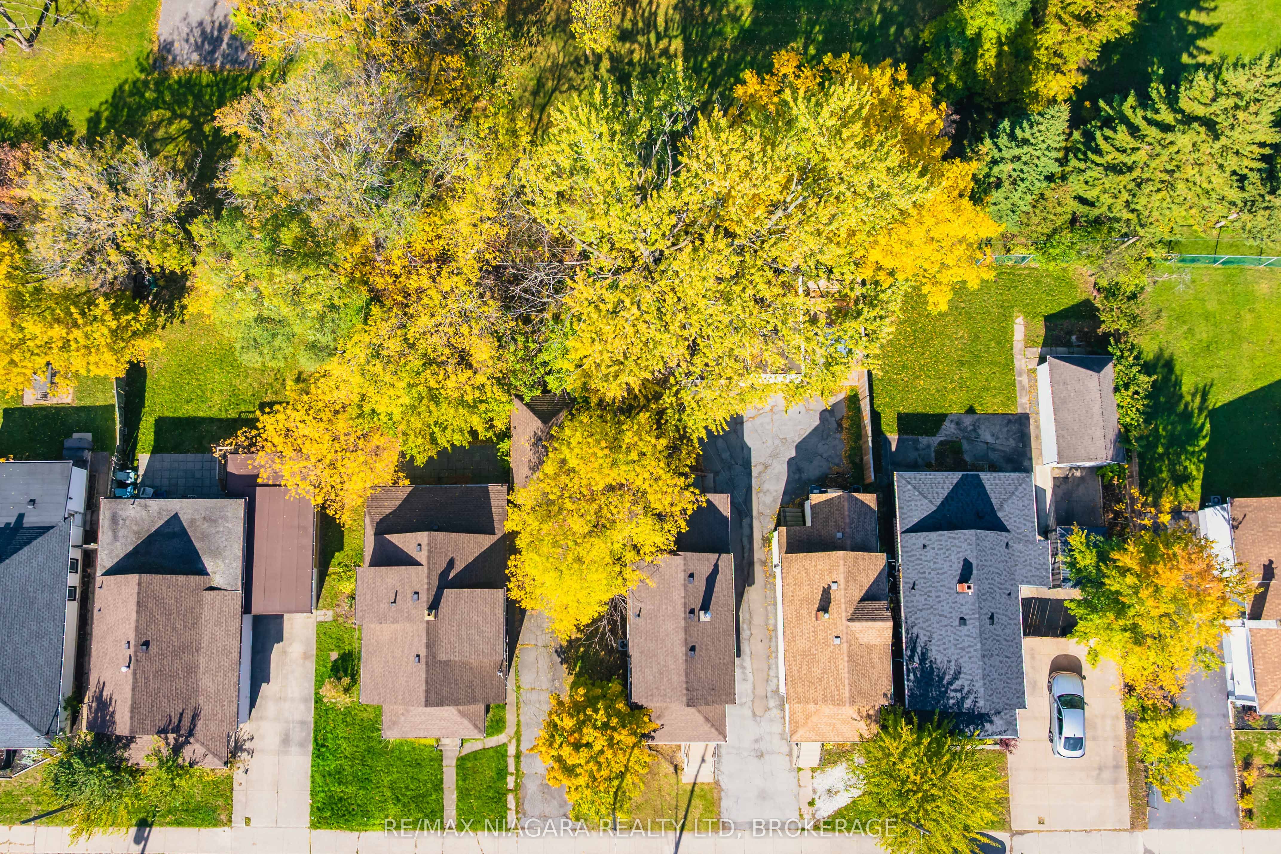 5231 Kitchener Street Property Photo 35