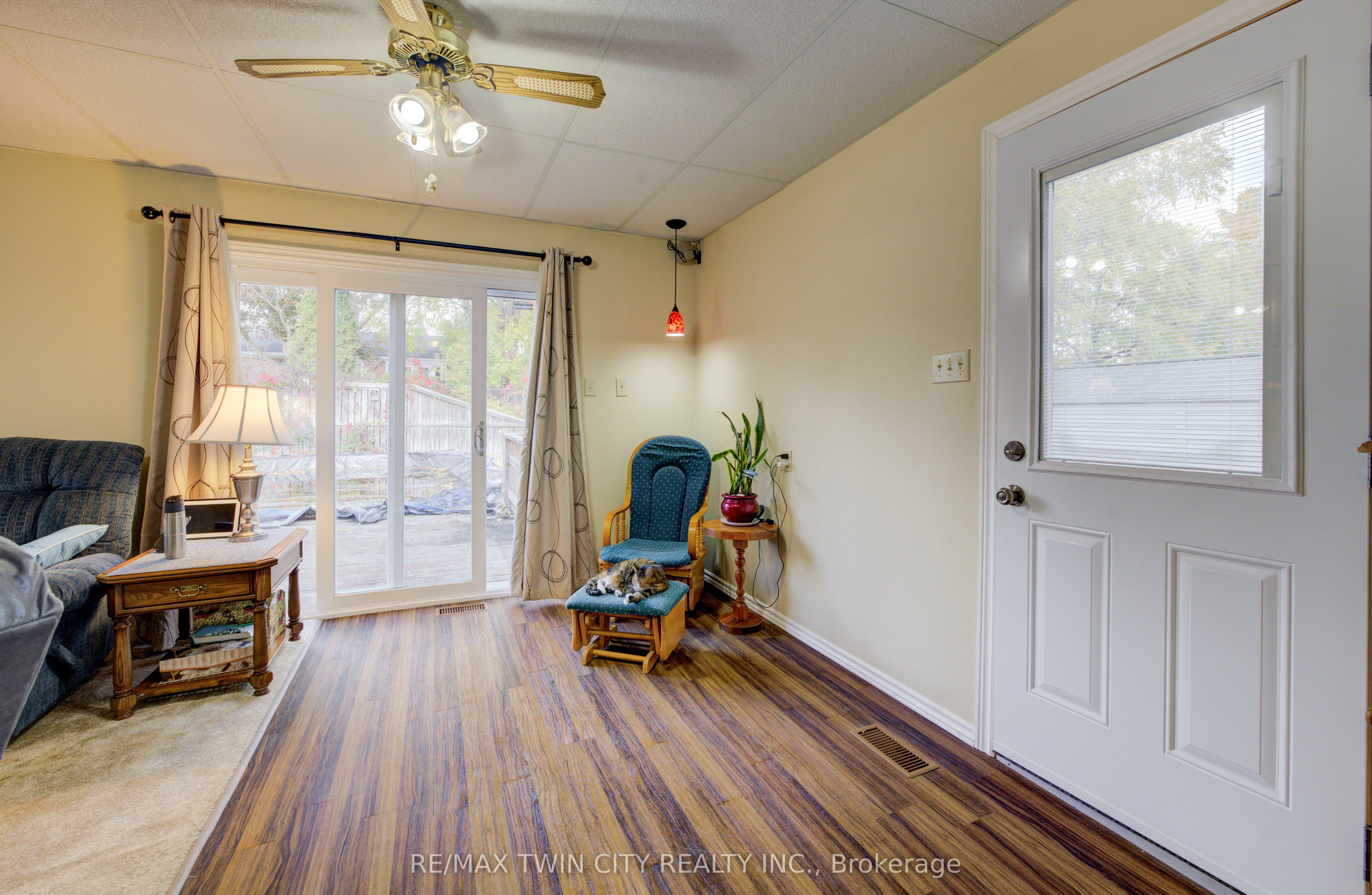 174 Union Street E Property Photo 13