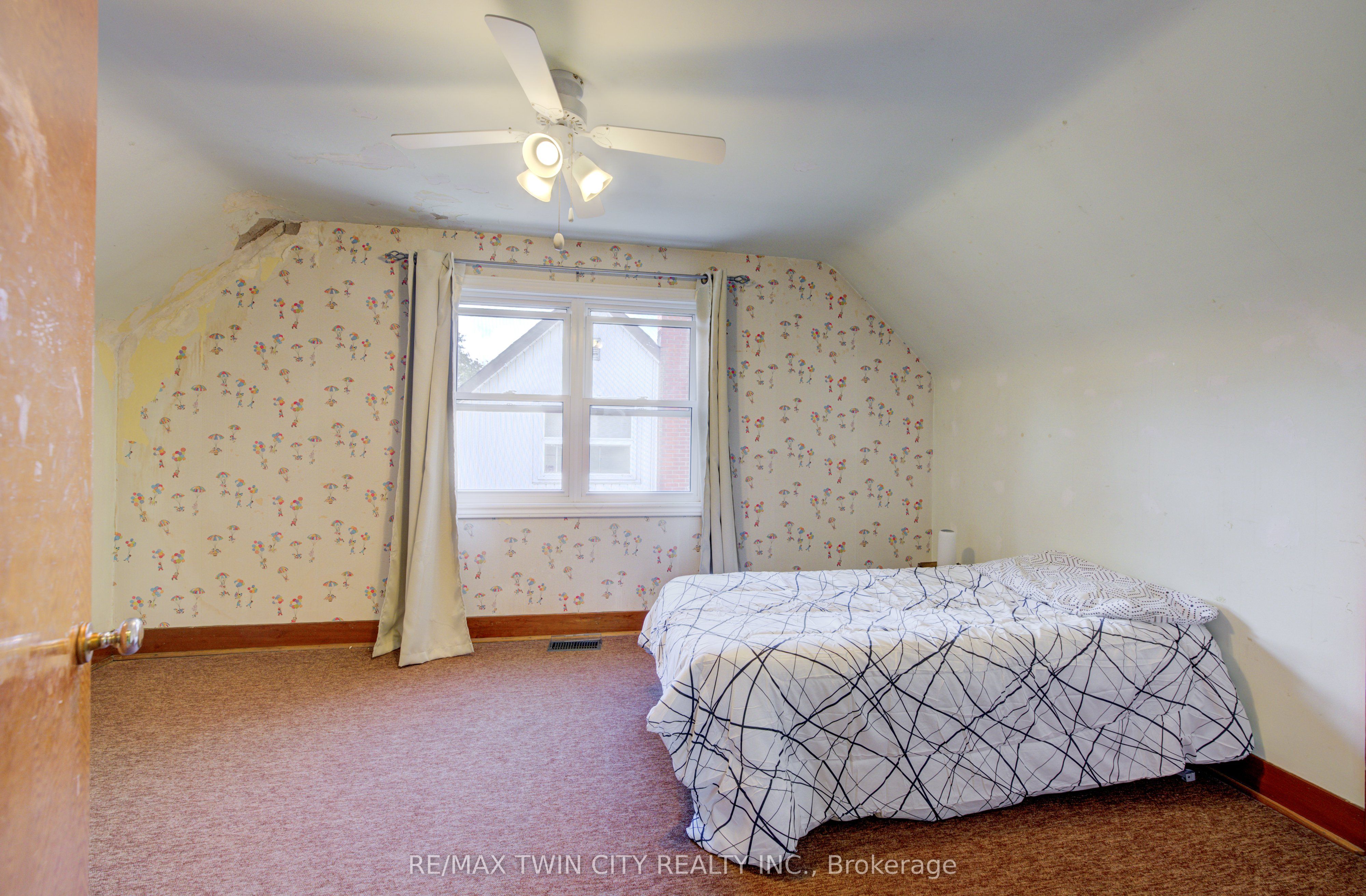 174 Union Street E Property Photo 17