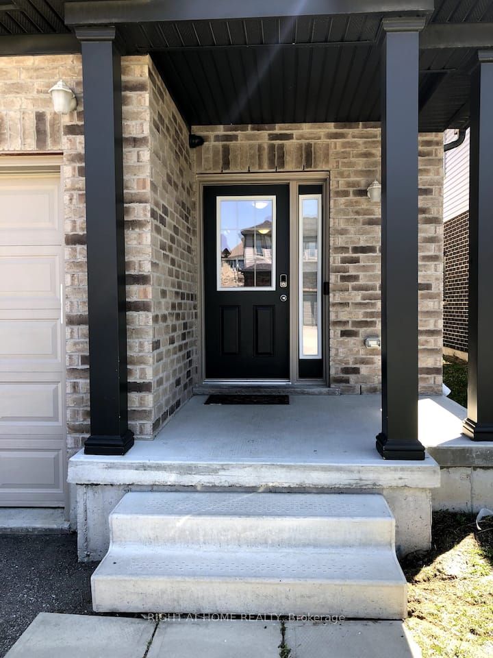 229 Tall Crass Crescent Main Property Photo 2