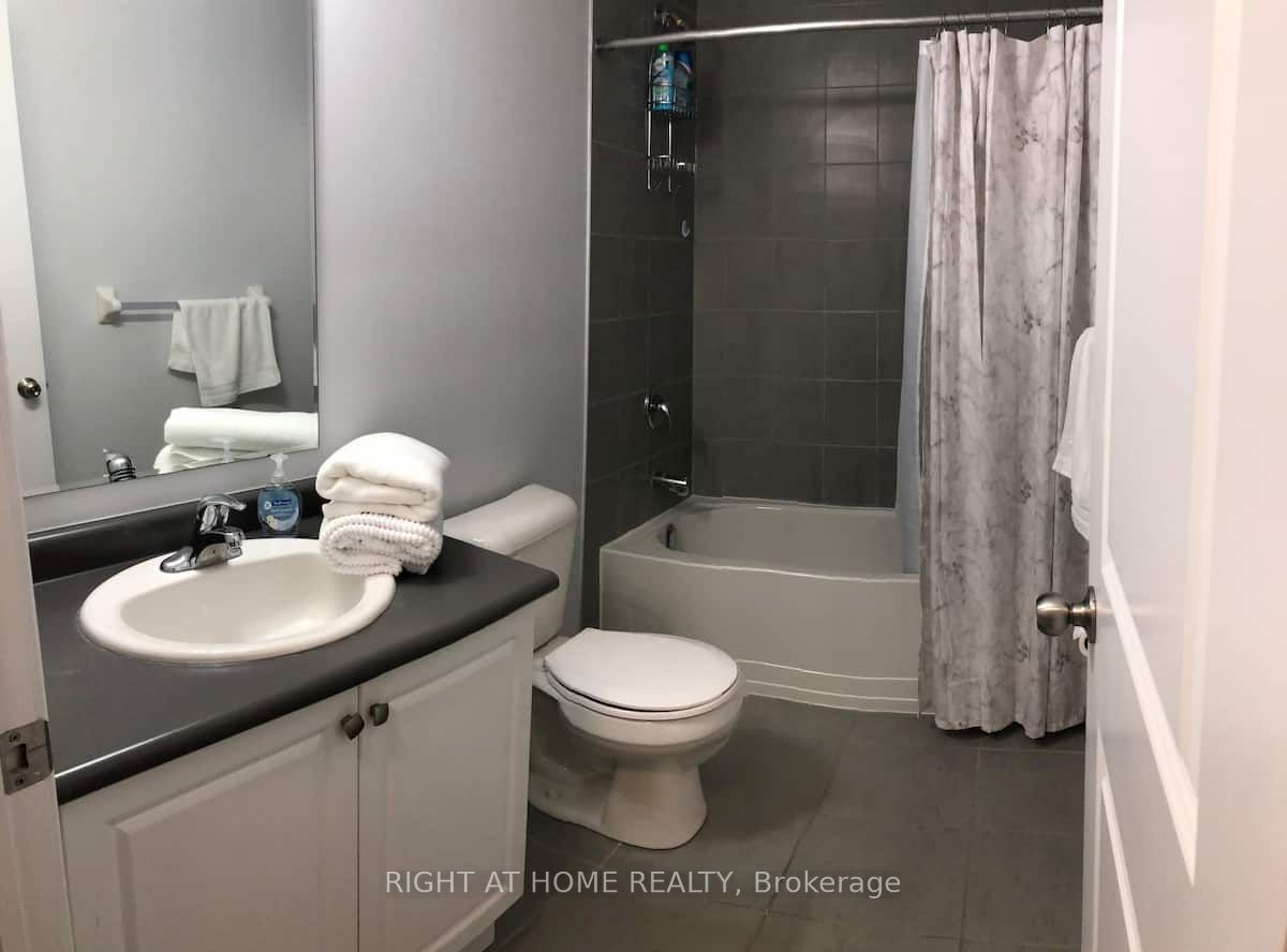 229 Tall Crass Crescent Main Property Photo 16