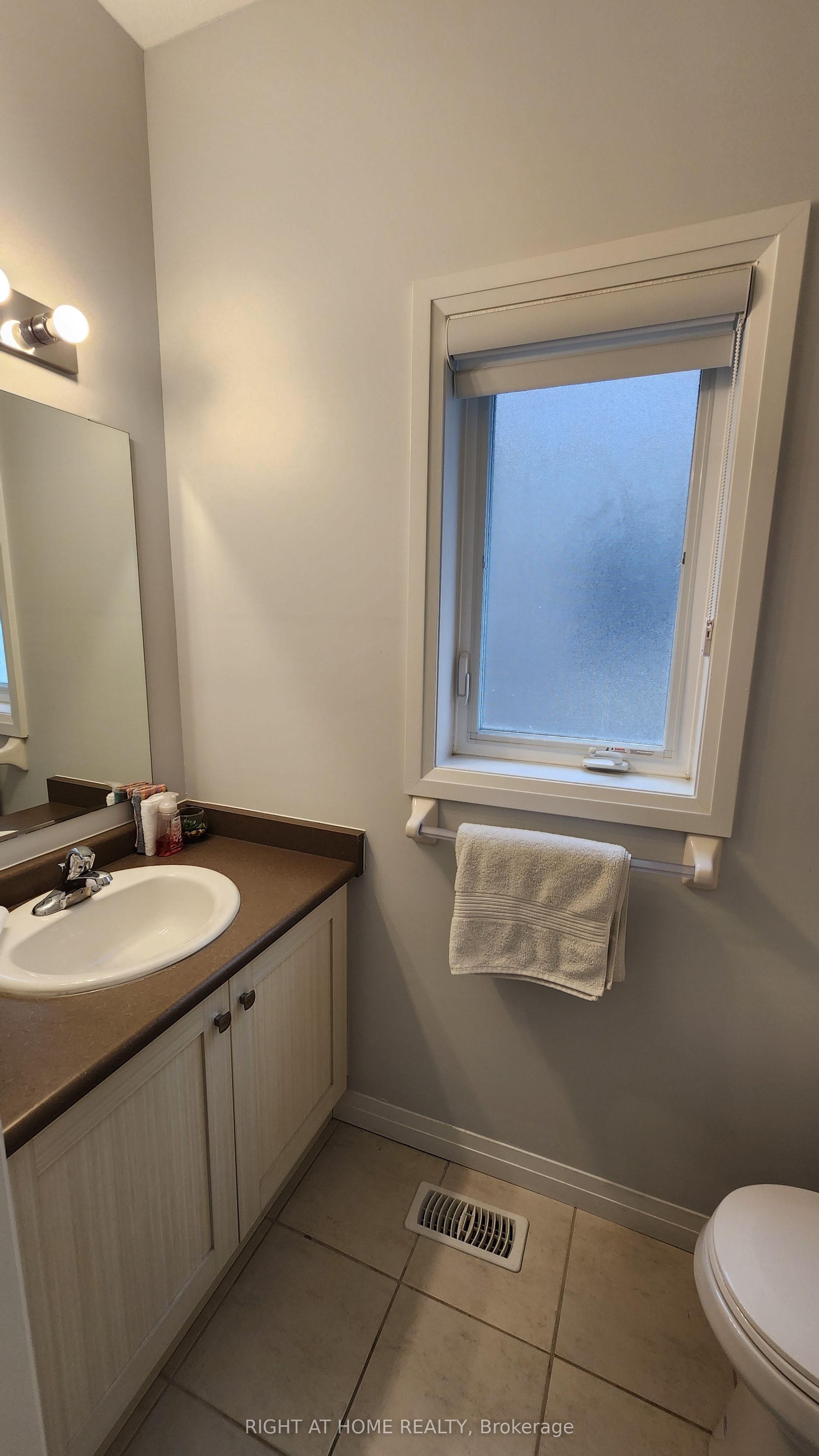 229 Tall Crass Crescent Main Property Photo 20