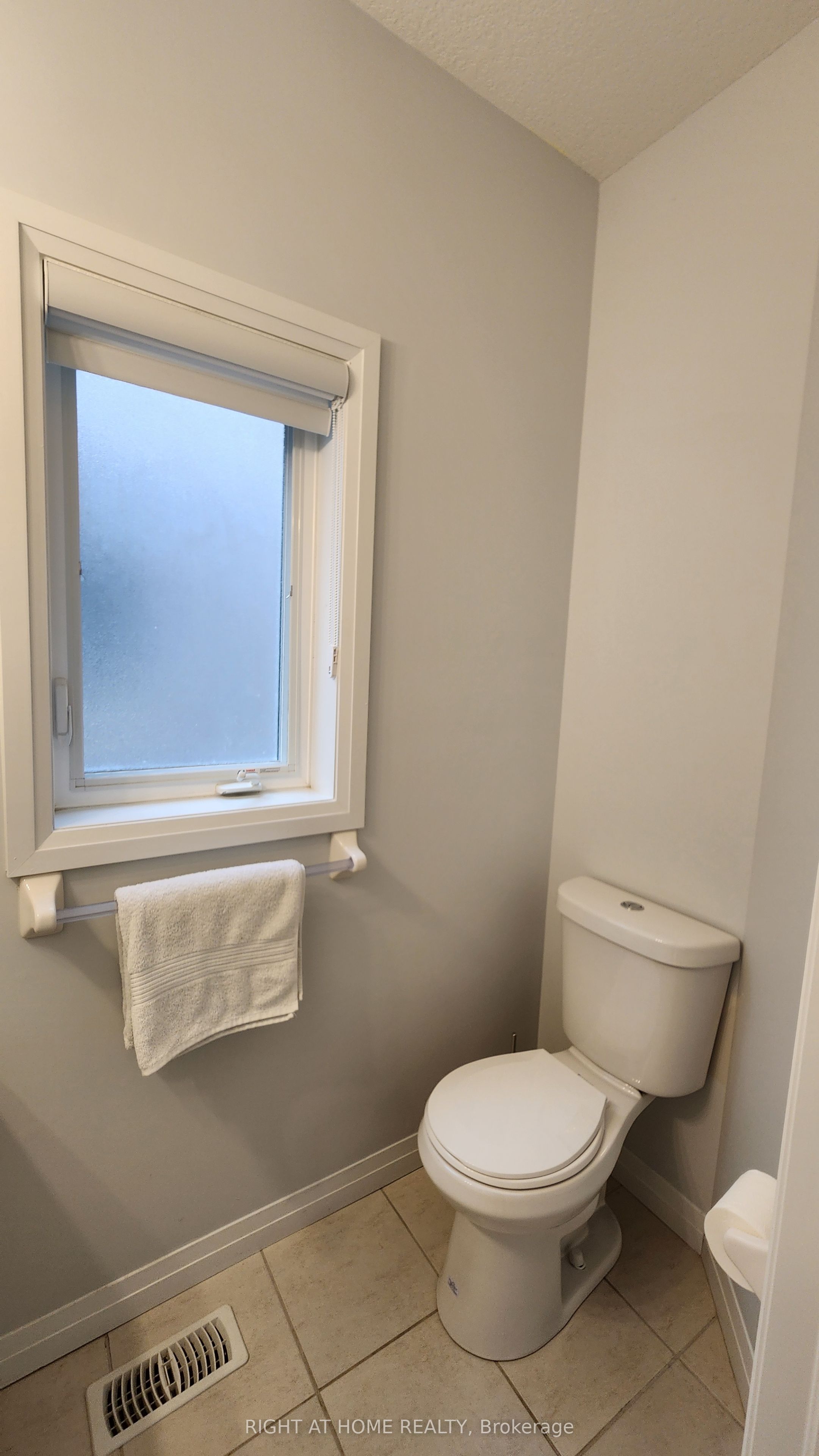 229 Tall Crass Crescent Main Property Photo 21