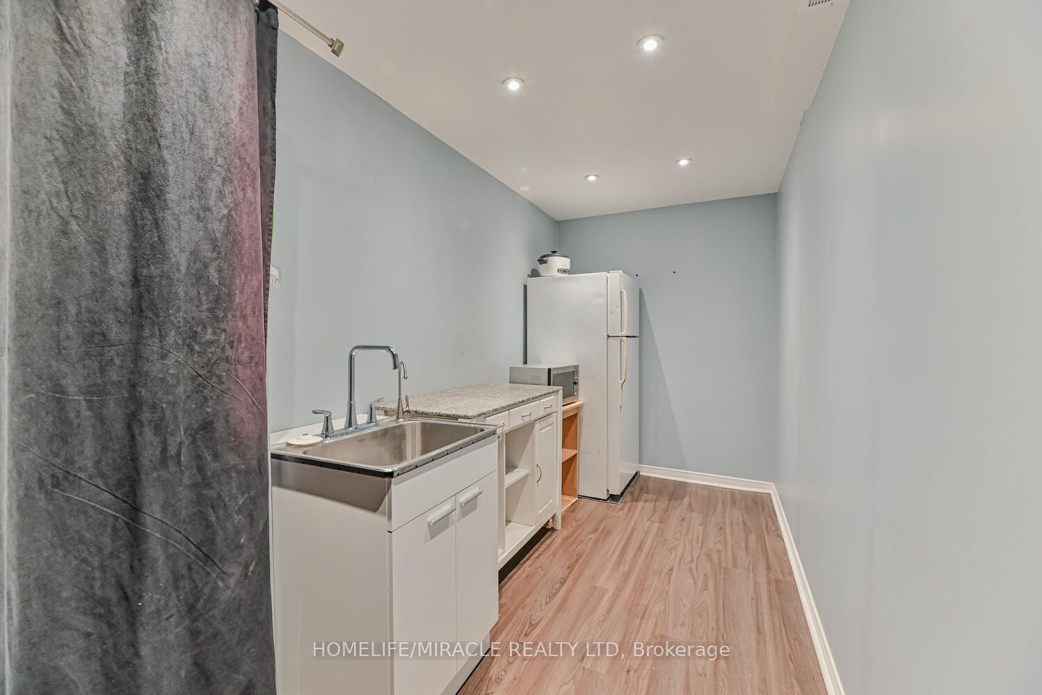 110 Activa Avenue E-31 Property Photo 5