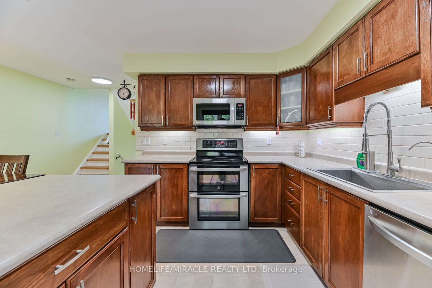 110 Activa Avenue E-31 Property Photo 22