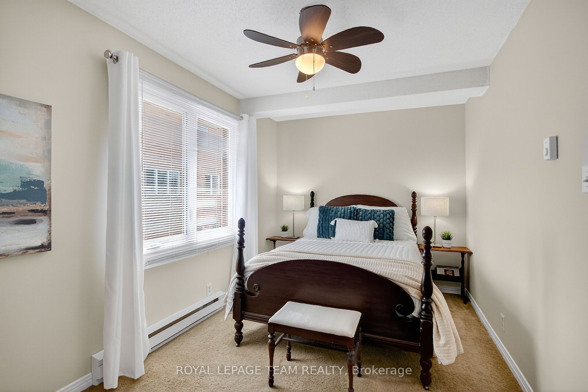 206 Stratas Court Property Photo 24